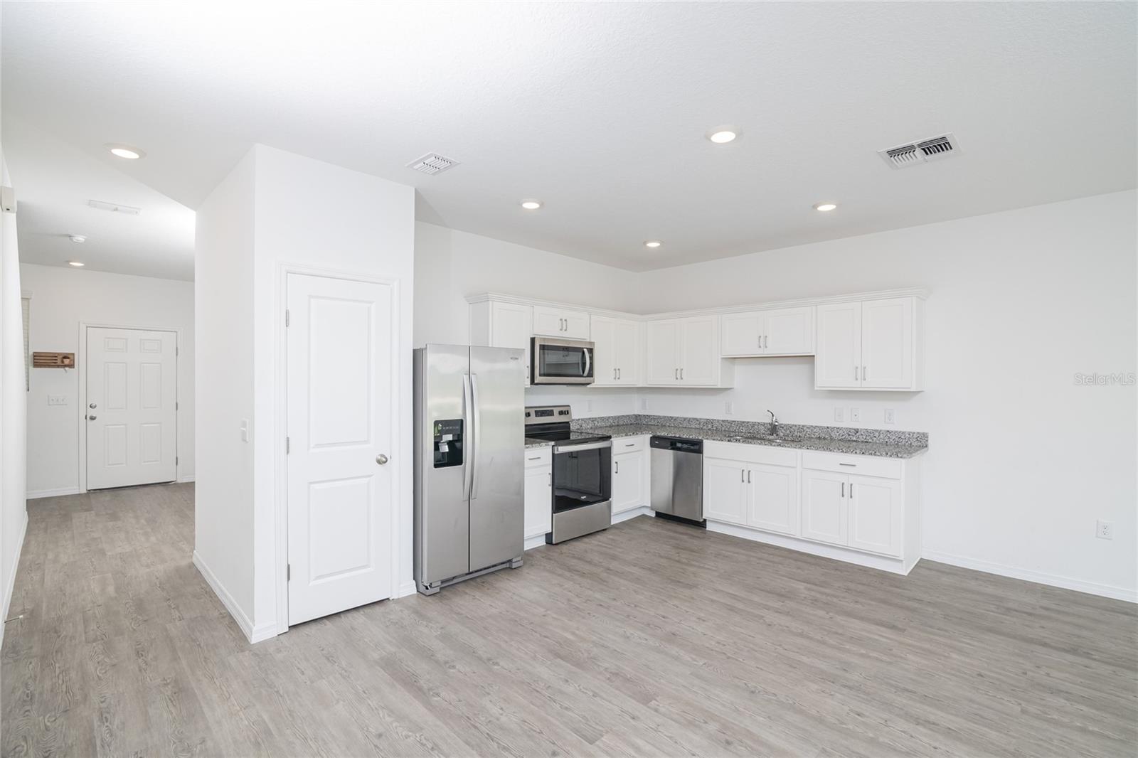 529 MADISON DR, DAVENPORT, FL, 33837