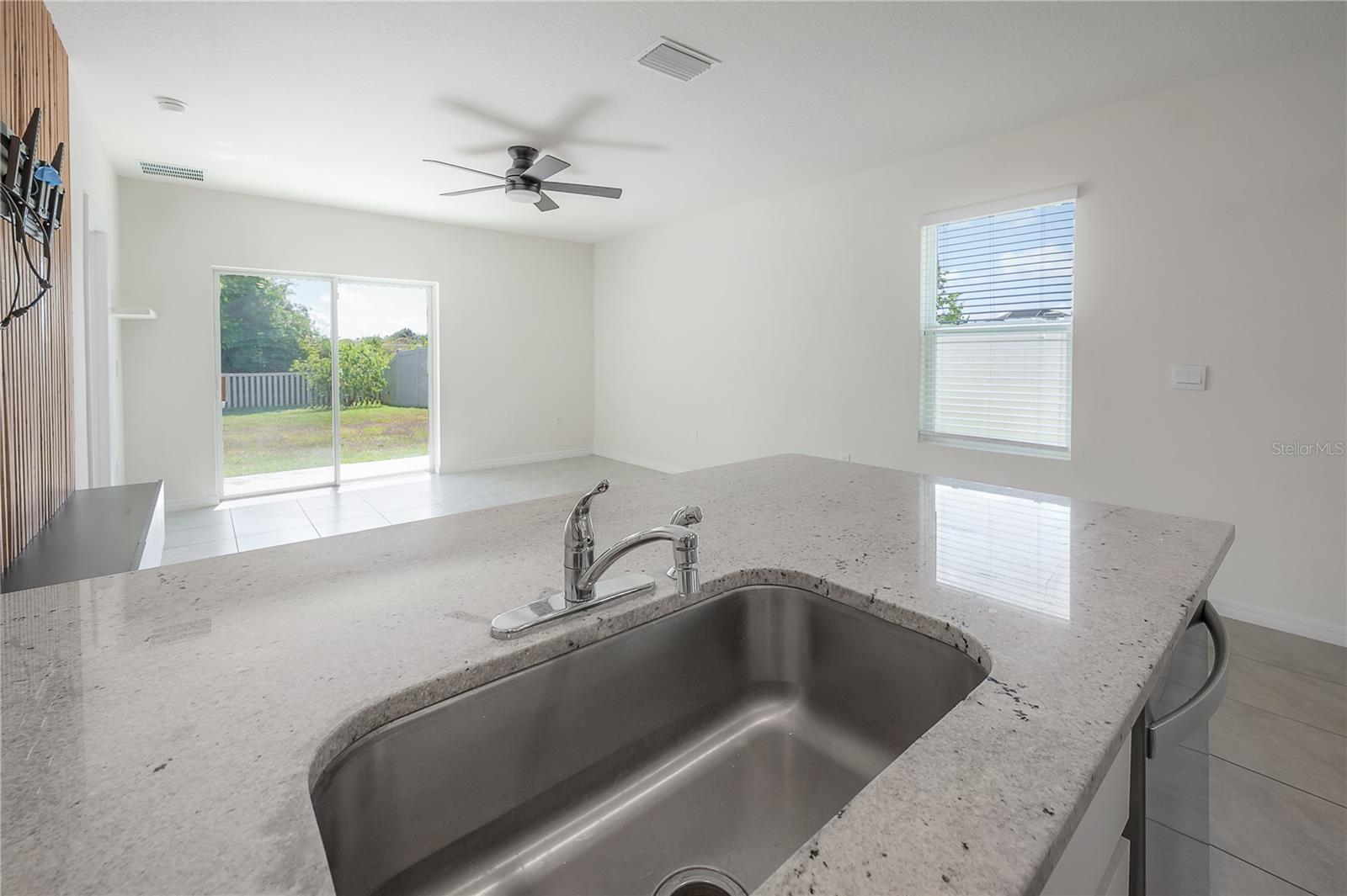 17042 OVAL RUM DR, WIMAUMA, FL, 33598