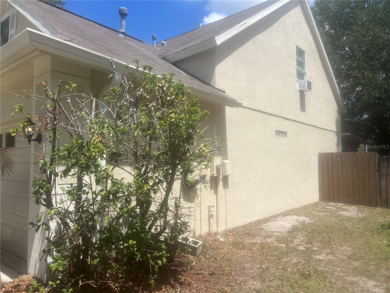 10825 NEWBRIDGE DR, RIVERVIEW, FL, 33579