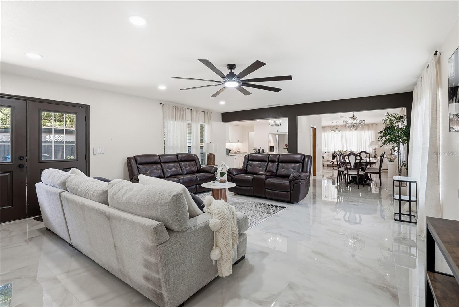 15040 LAKE MAGDALENE BLVD, TAMPA, FL, 33618