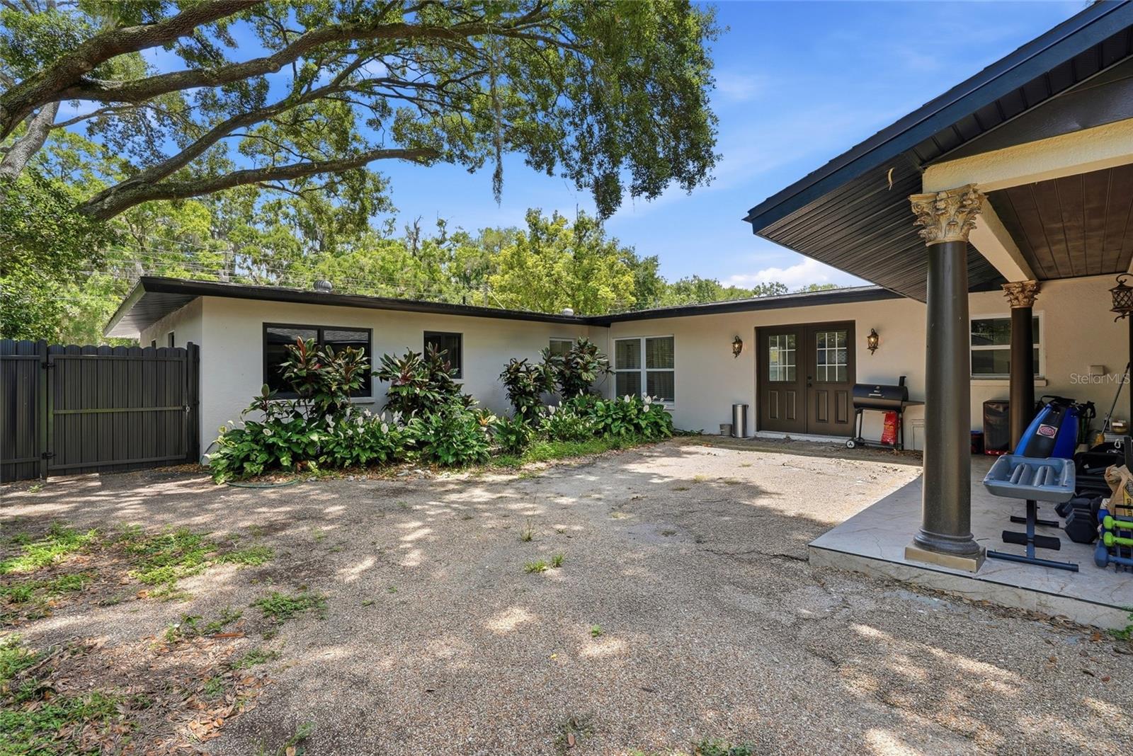 15040 LAKE MAGDALENE BLVD, TAMPA, FL, 33618