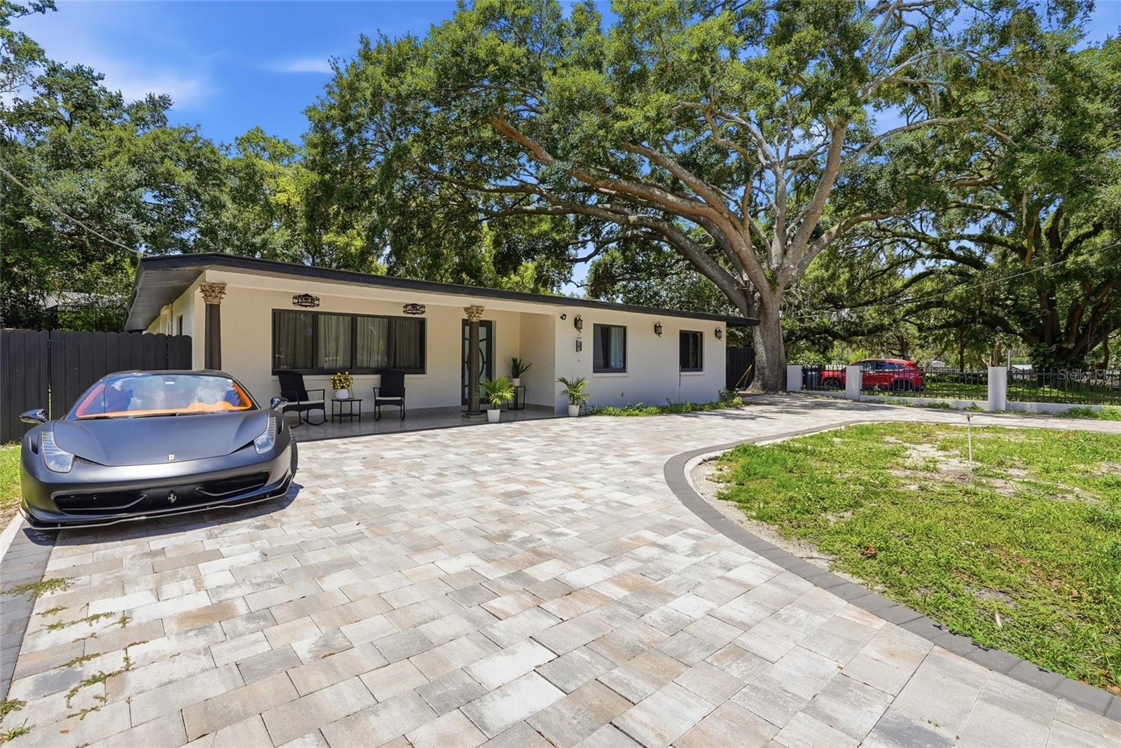 15040 LAKE MAGDALENE BLVD, TAMPA, FL, 33618