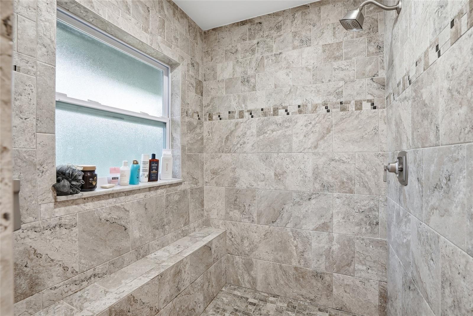 15040 LAKE MAGDALENE BLVD, TAMPA, FL, 33618