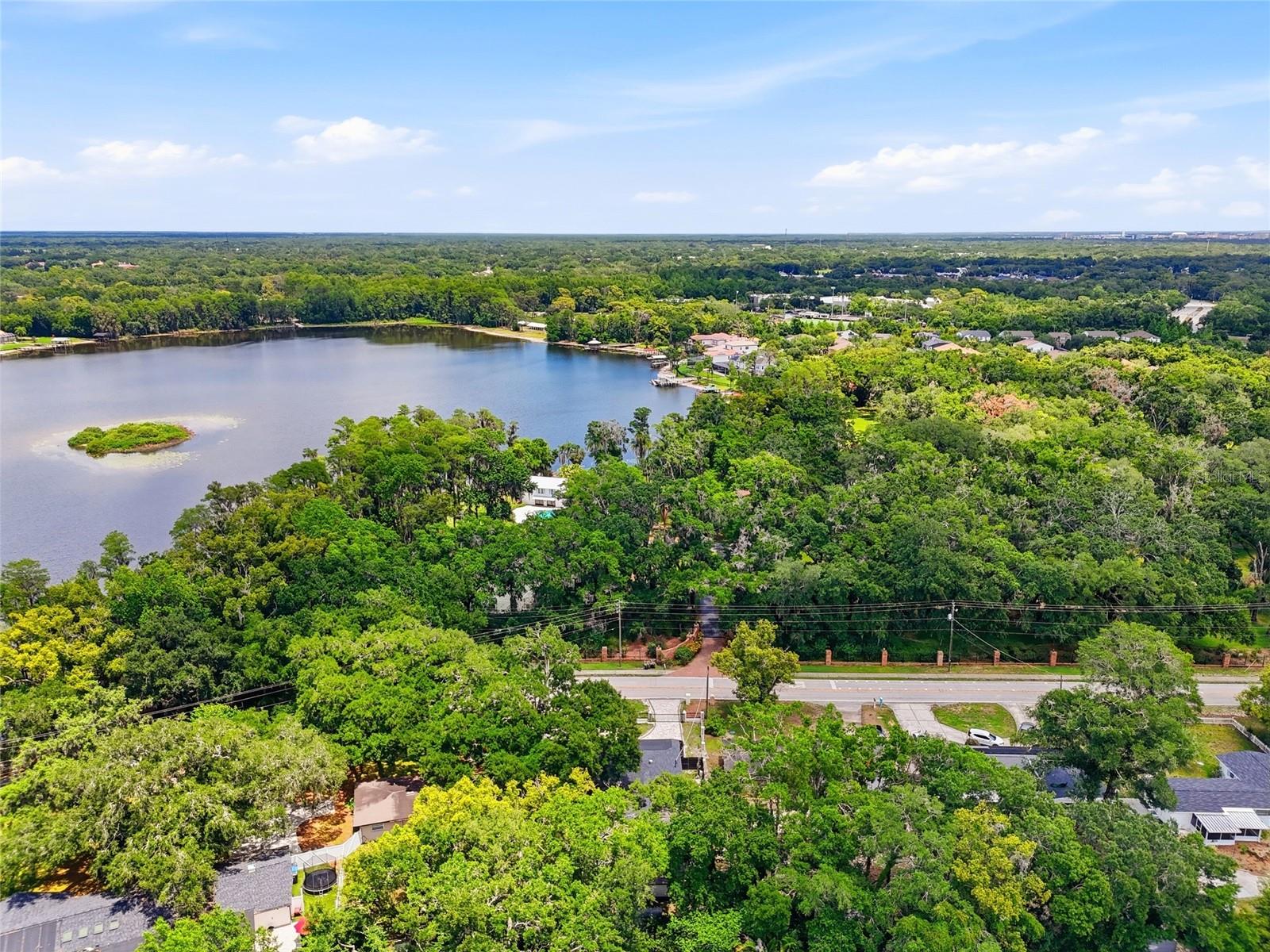 15040 LAKE MAGDALENE BLVD, TAMPA, FL, 33618
