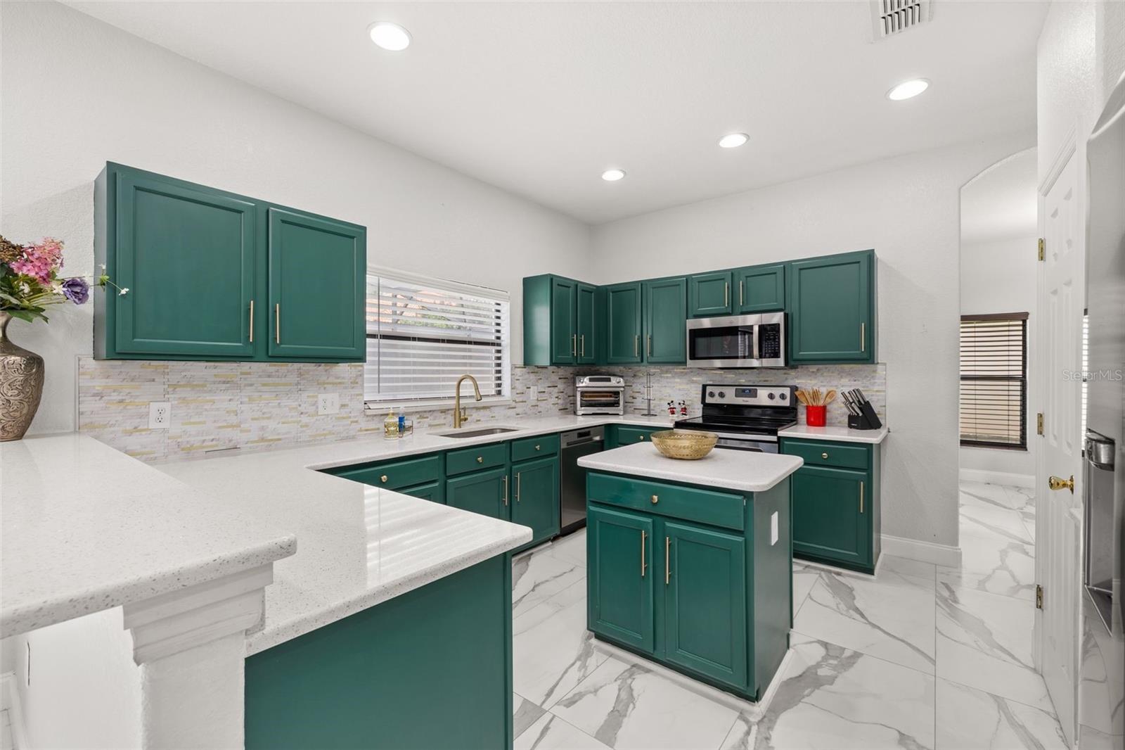 16626 LAZY BREEZE LOOP, CLERMONT, FL, 34714