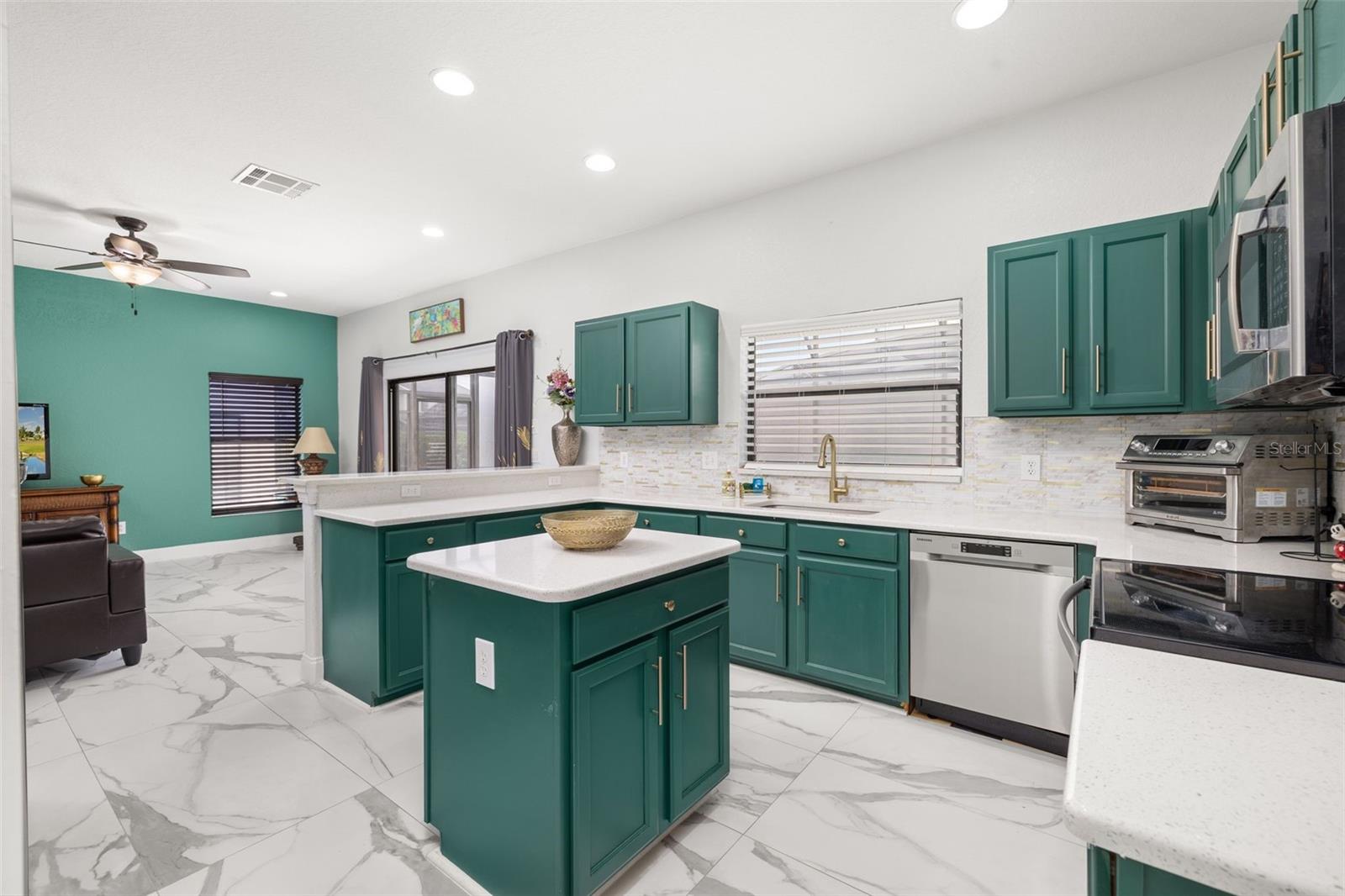 16626 LAZY BREEZE LOOP, CLERMONT, FL, 34714