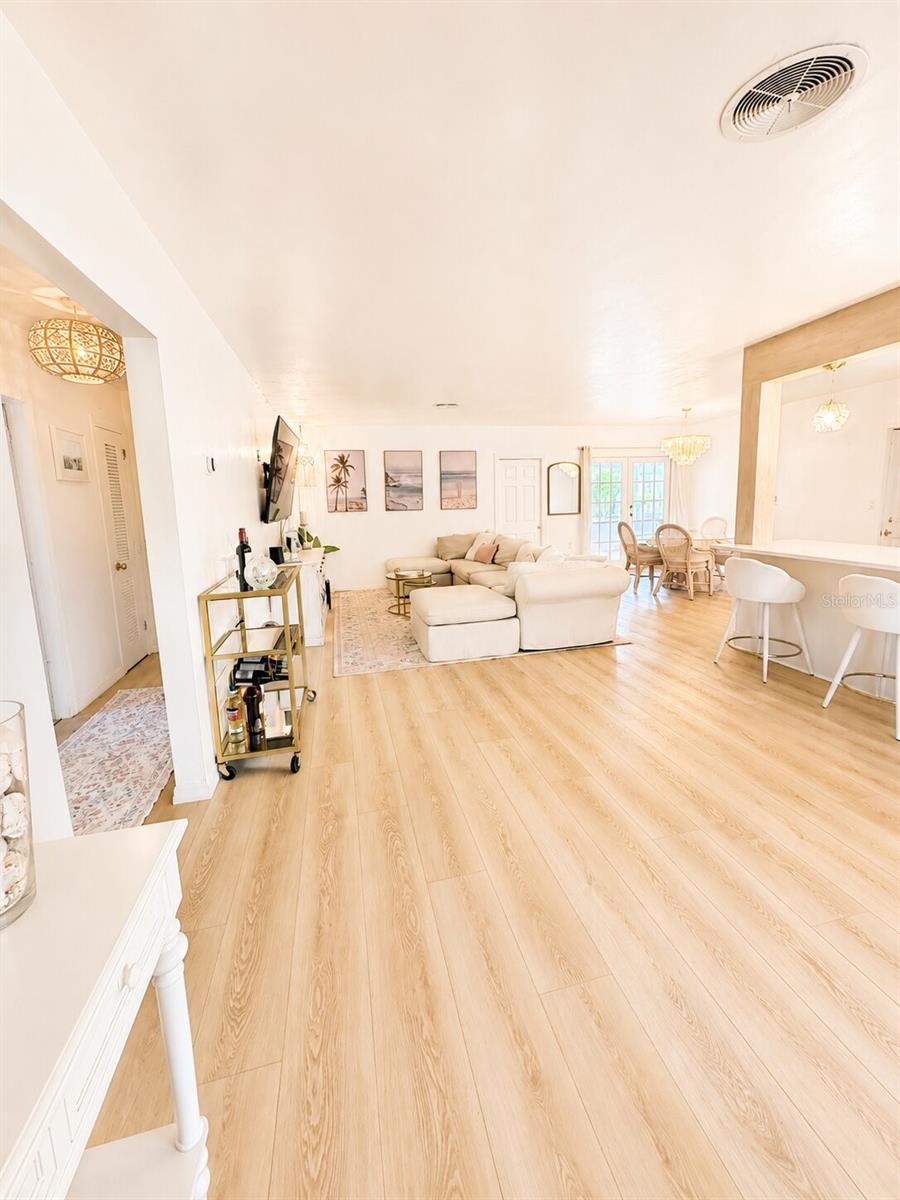 1818 MEADOW LN, CLEARWATER, FL, 33764
