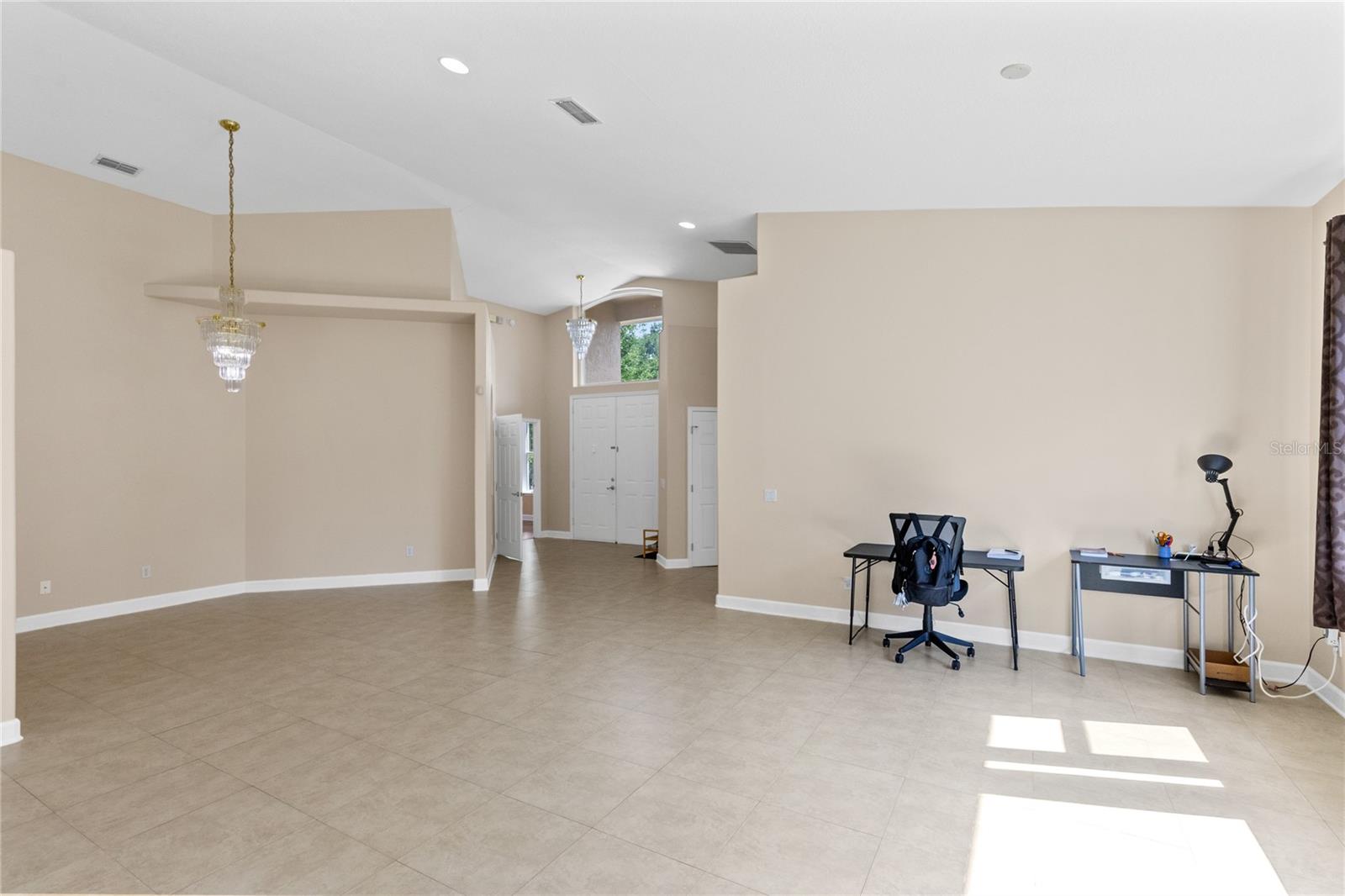683 OAK HOLLOW WAY, ALTAMONTE SPRINGS, FL, 32714