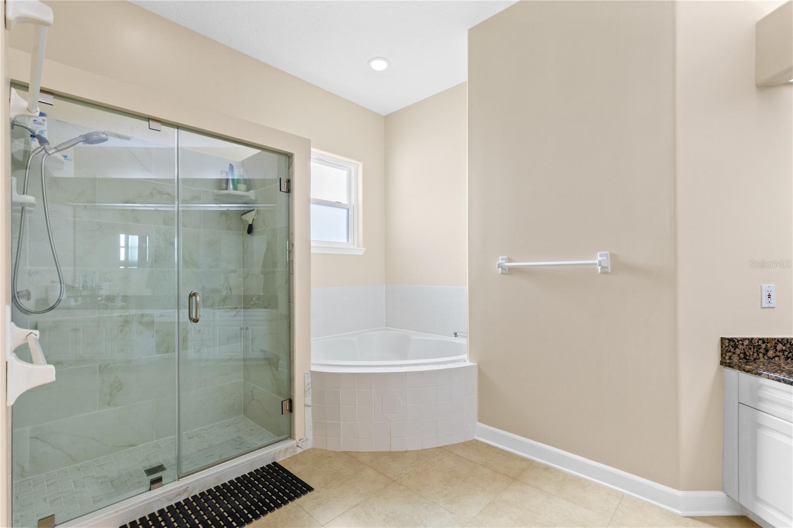683 OAK HOLLOW WAY, ALTAMONTE SPRINGS, FL, 32714