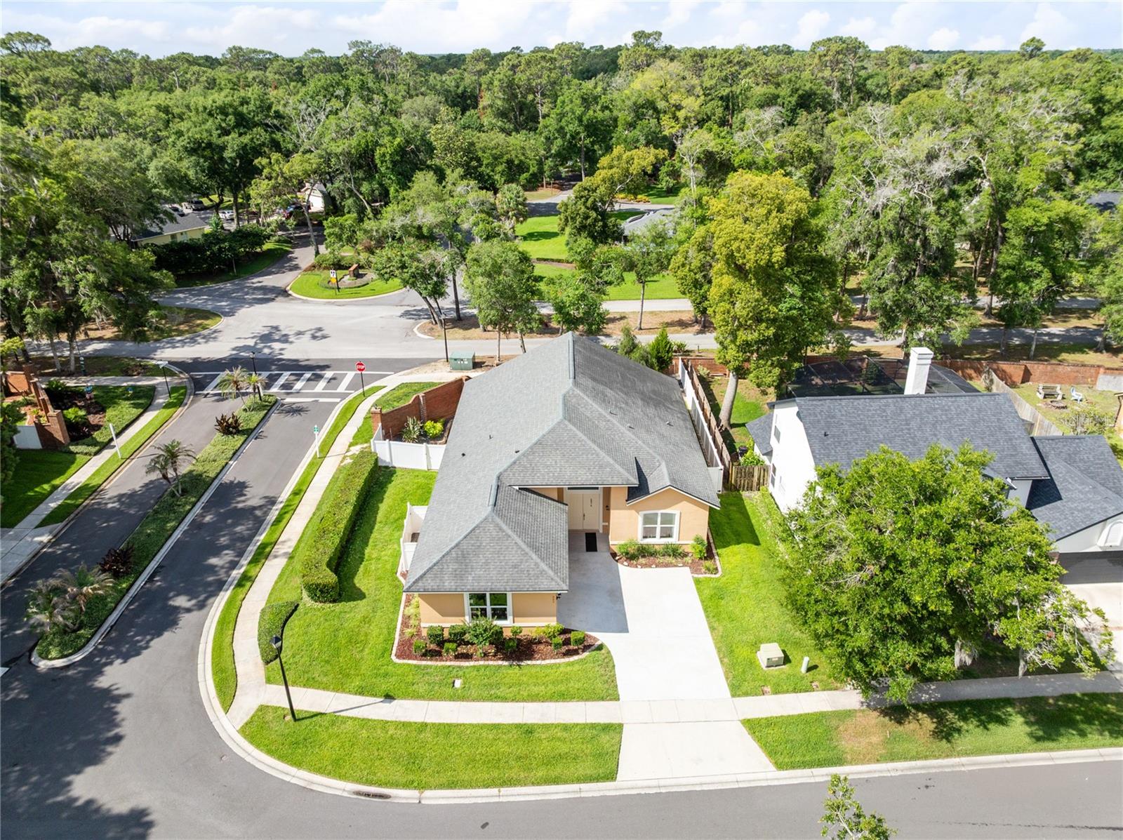 683 OAK HOLLOW WAY, ALTAMONTE SPRINGS, FL, 32714