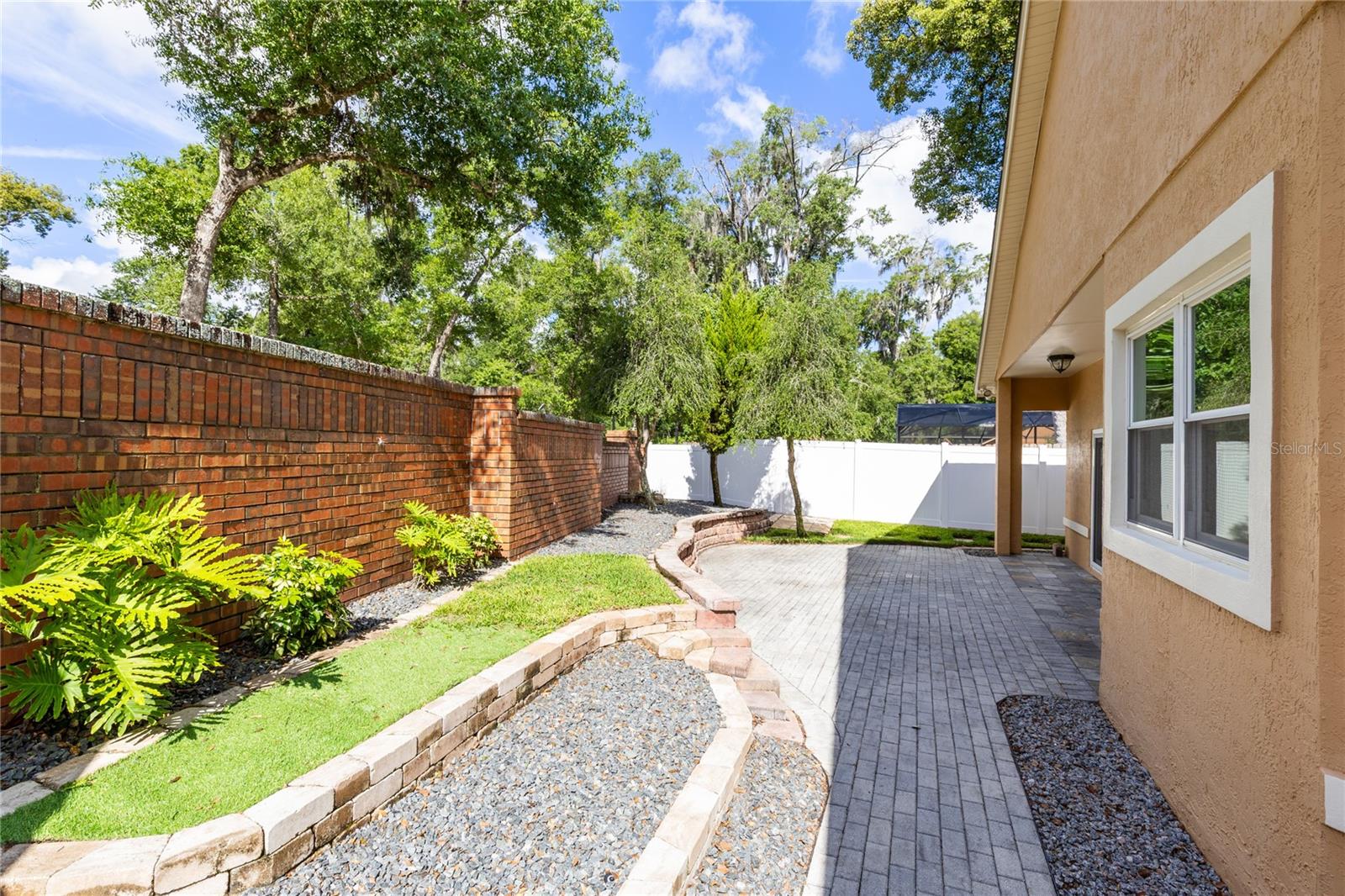 683 OAK HOLLOW WAY, ALTAMONTE SPRINGS, FL, 32714