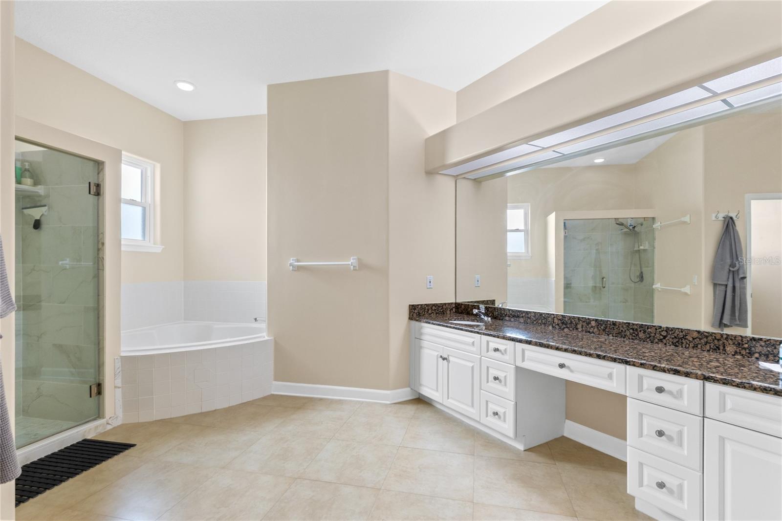 683 OAK HOLLOW WAY, ALTAMONTE SPRINGS, FL, 32714