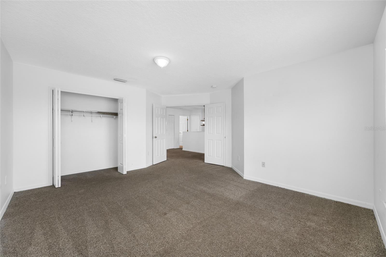 2227 ROANOKE SPRINGS DR, RUSKIN, FL, 33570