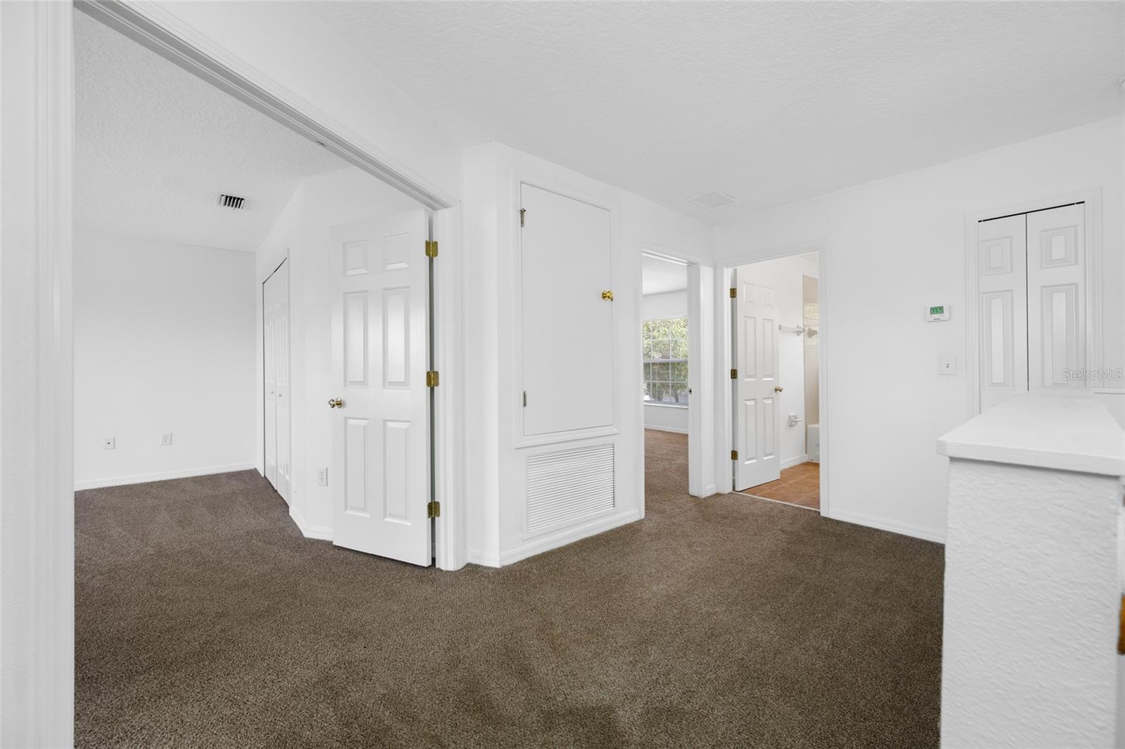 2227 ROANOKE SPRINGS DR, RUSKIN, FL, 33570