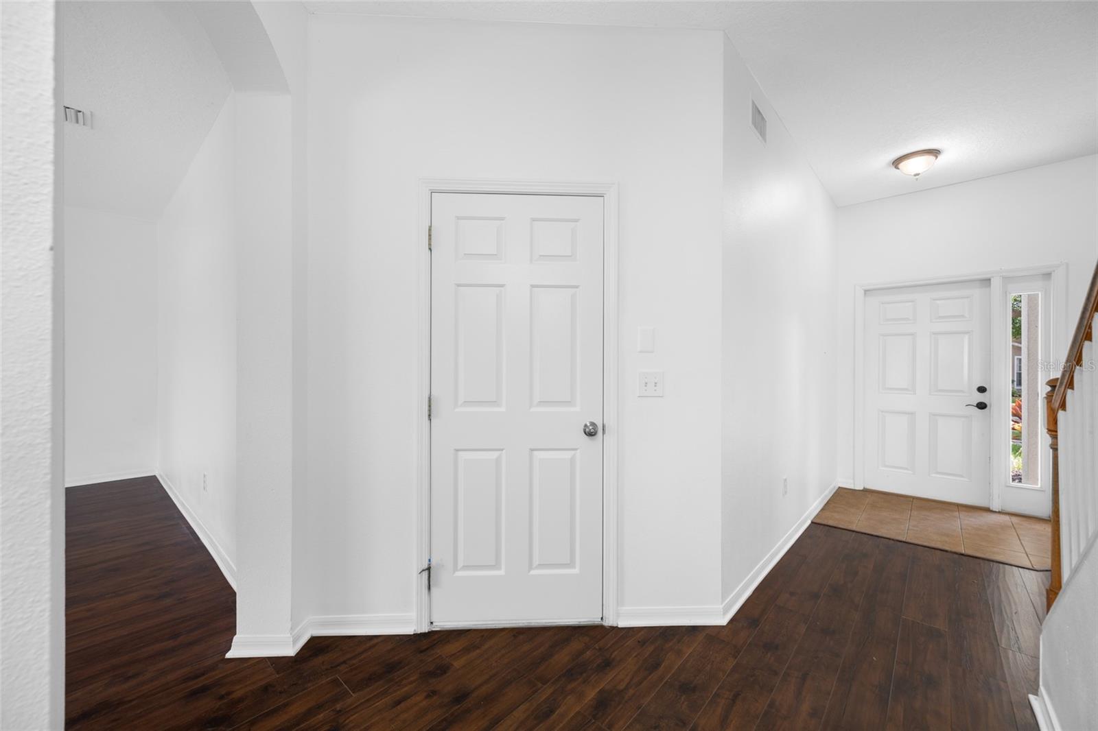 2227 ROANOKE SPRINGS DR, RUSKIN, FL, 33570