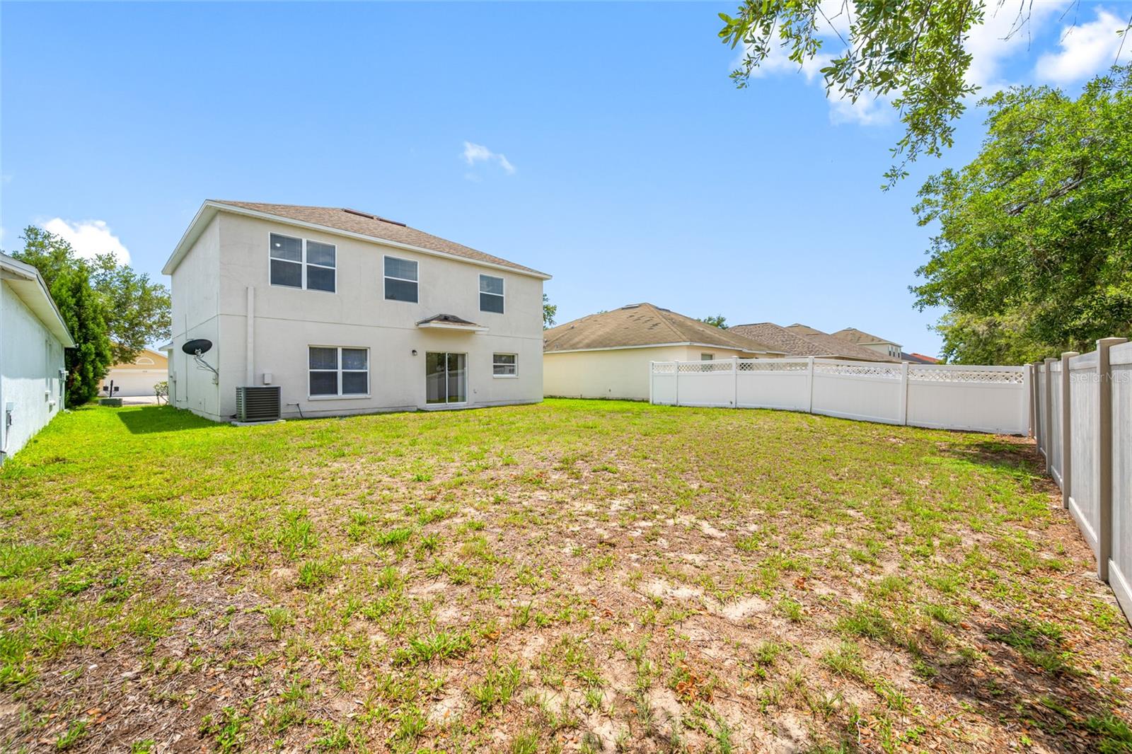 2227 ROANOKE SPRINGS DR, RUSKIN, FL, 33570