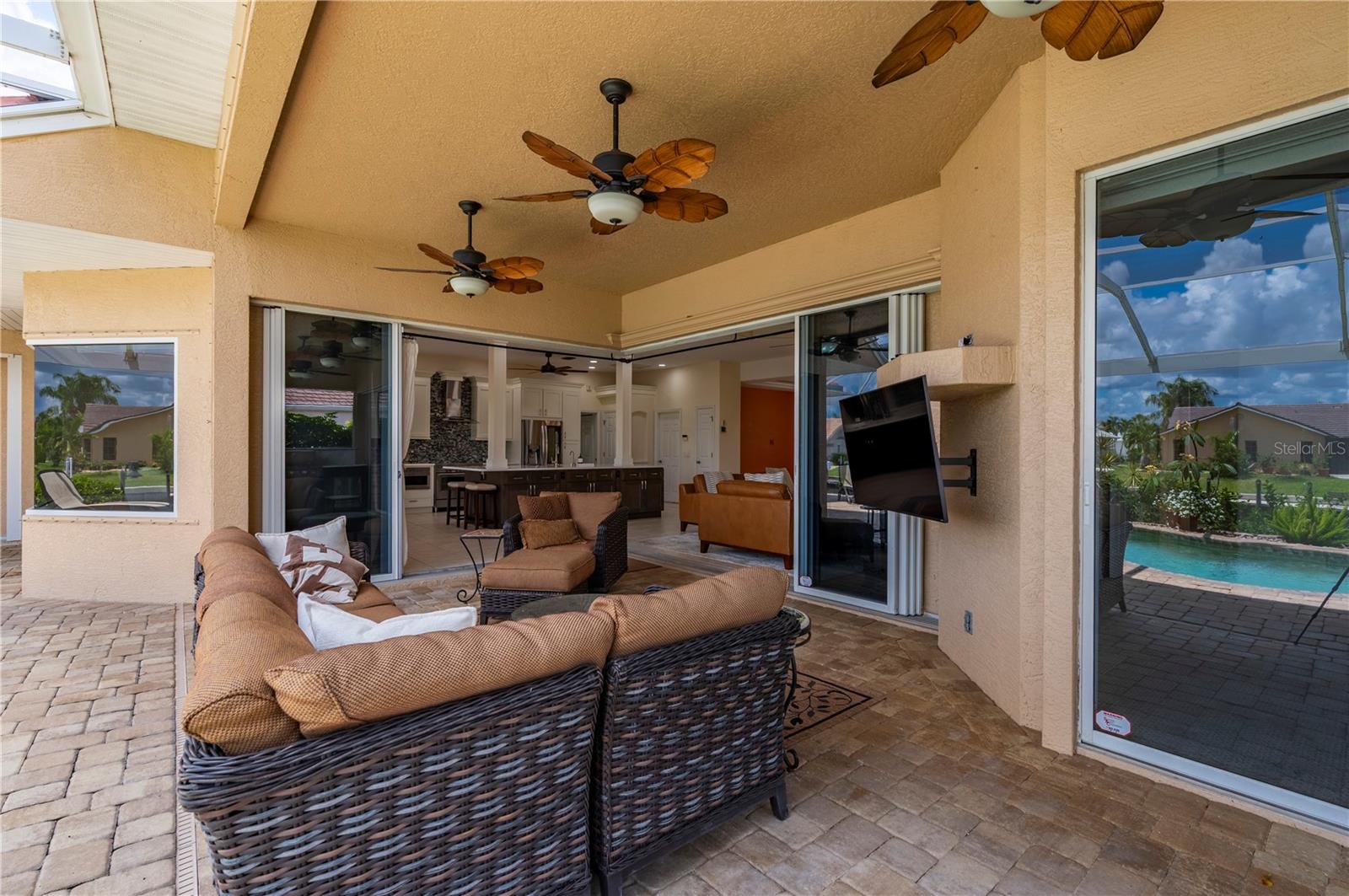 1020 VIA FORMIA, PUNTA GORDA, FL, 33950
