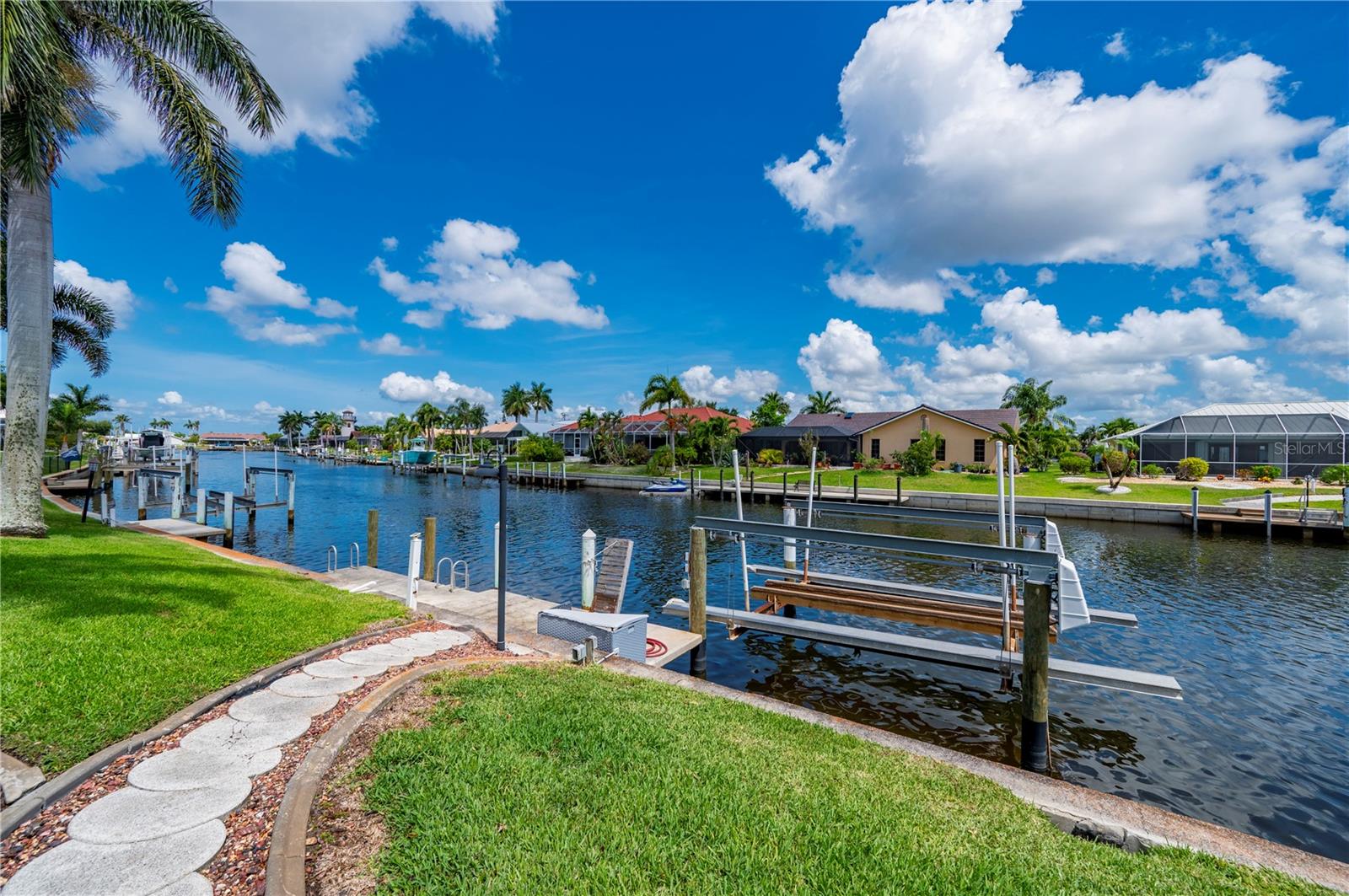 1020 VIA FORMIA, PUNTA GORDA, FL, 33950