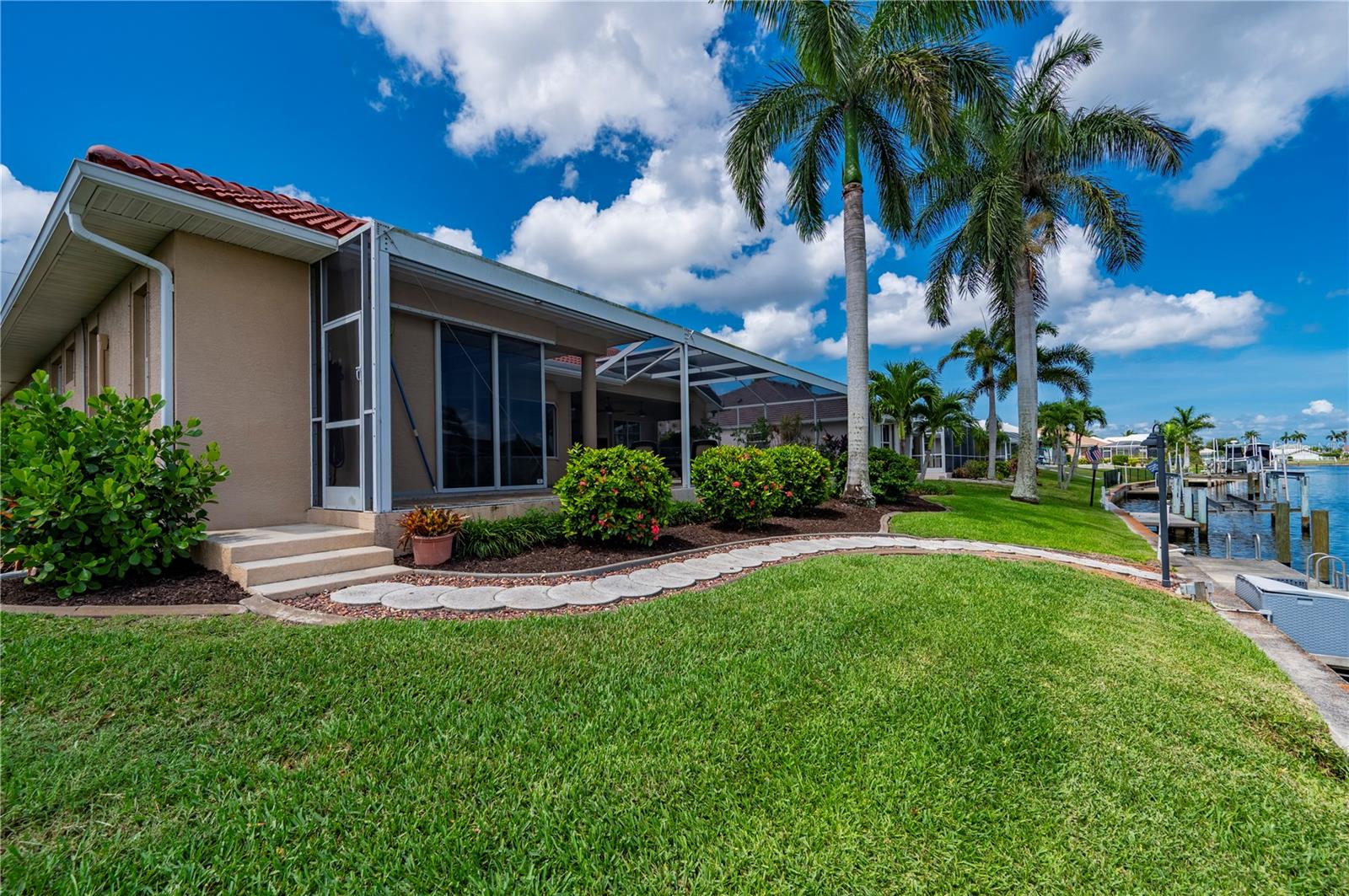 1020 VIA FORMIA, PUNTA GORDA, FL, 33950