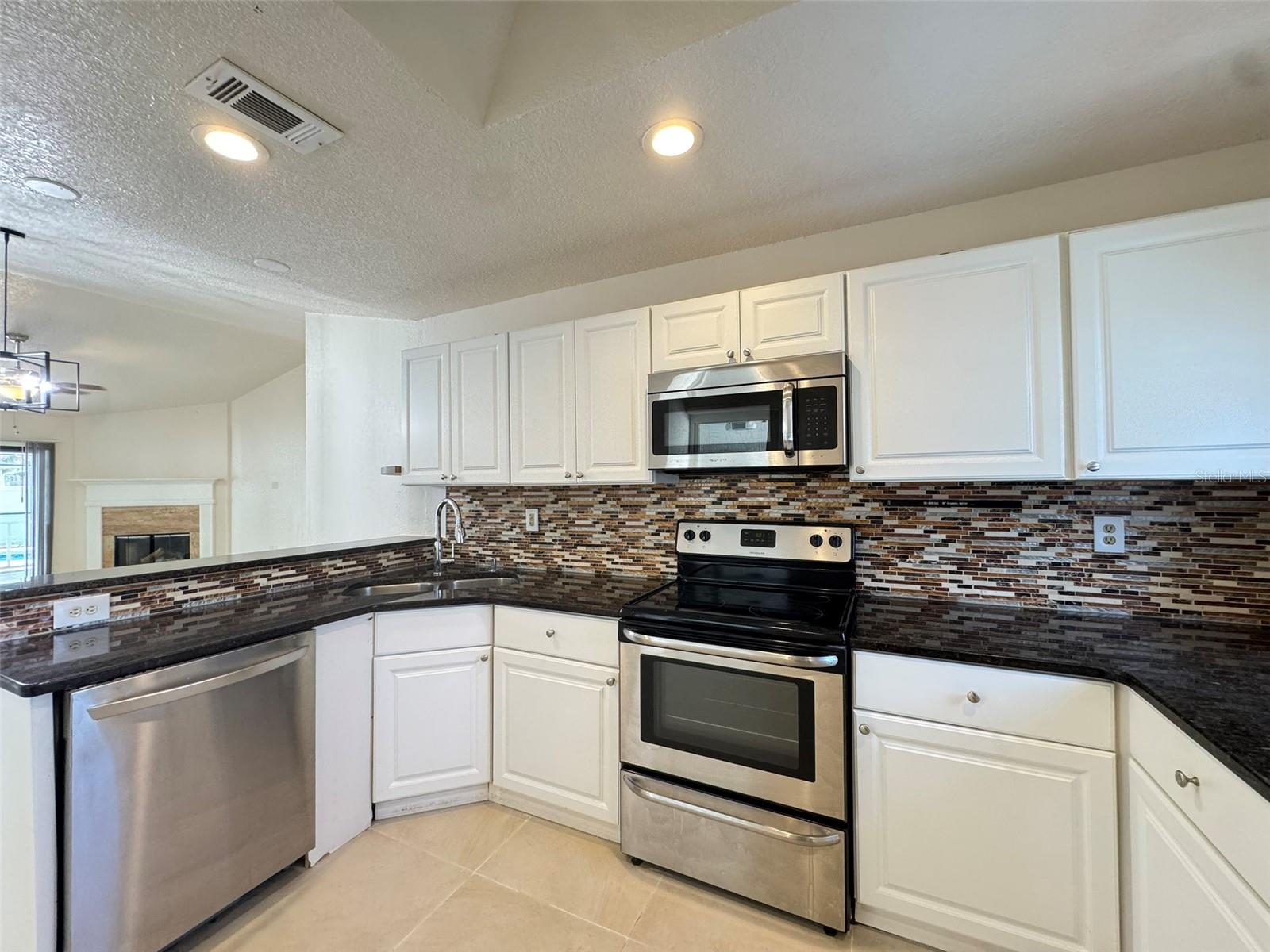 14 YORK CT, KISSIMMEE, FL, 34758