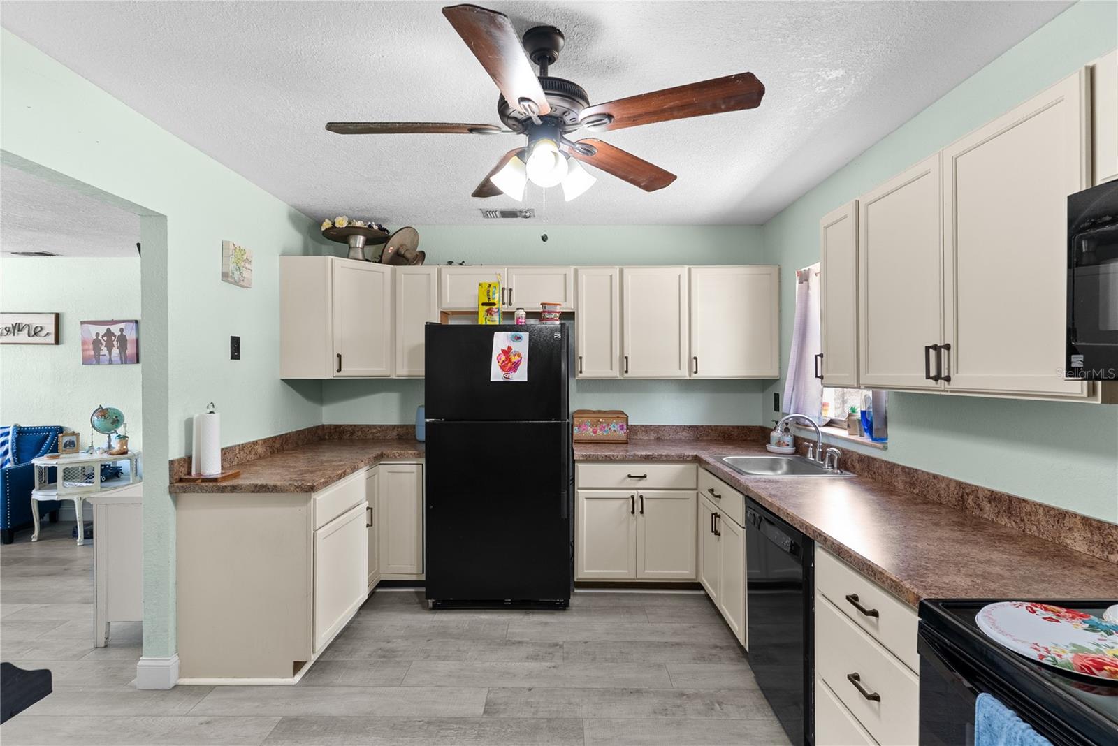 12 BEVERLY DR, FROSTPROOF, FL, 33843