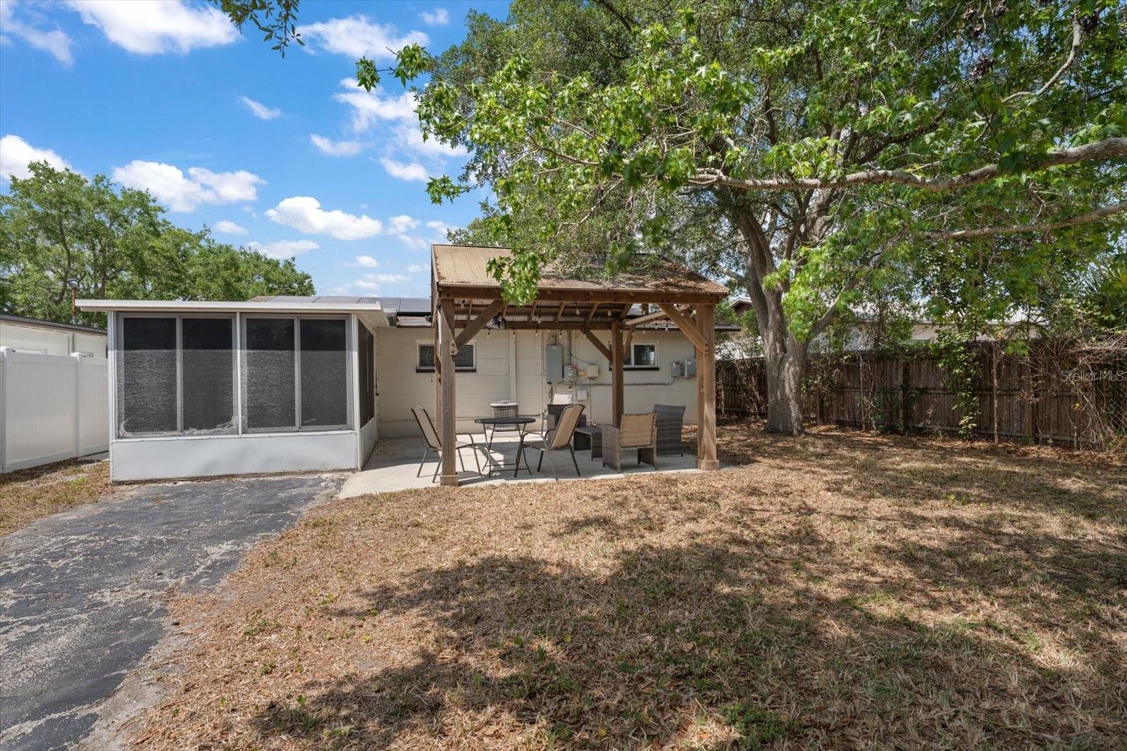 766 90TH AVE N, ST PETERSBURG, FL, 33702