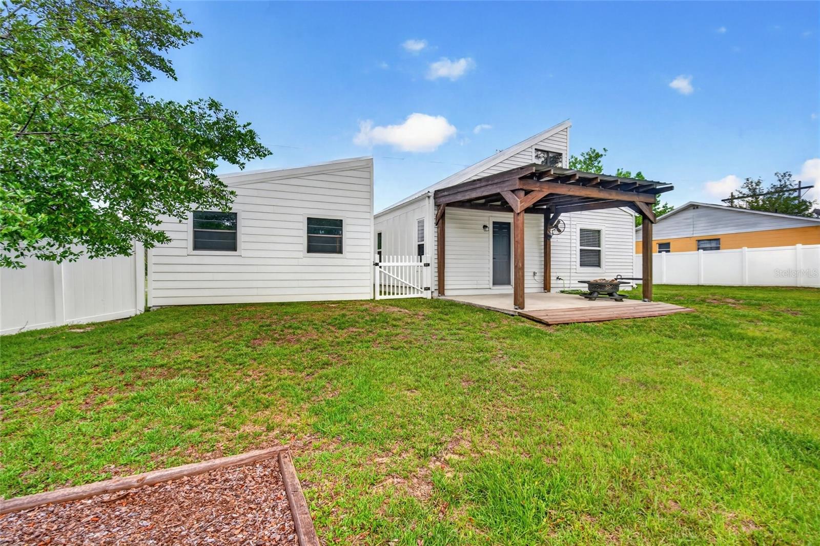 536 NE 43RD CT, OCALA, FL, 34470