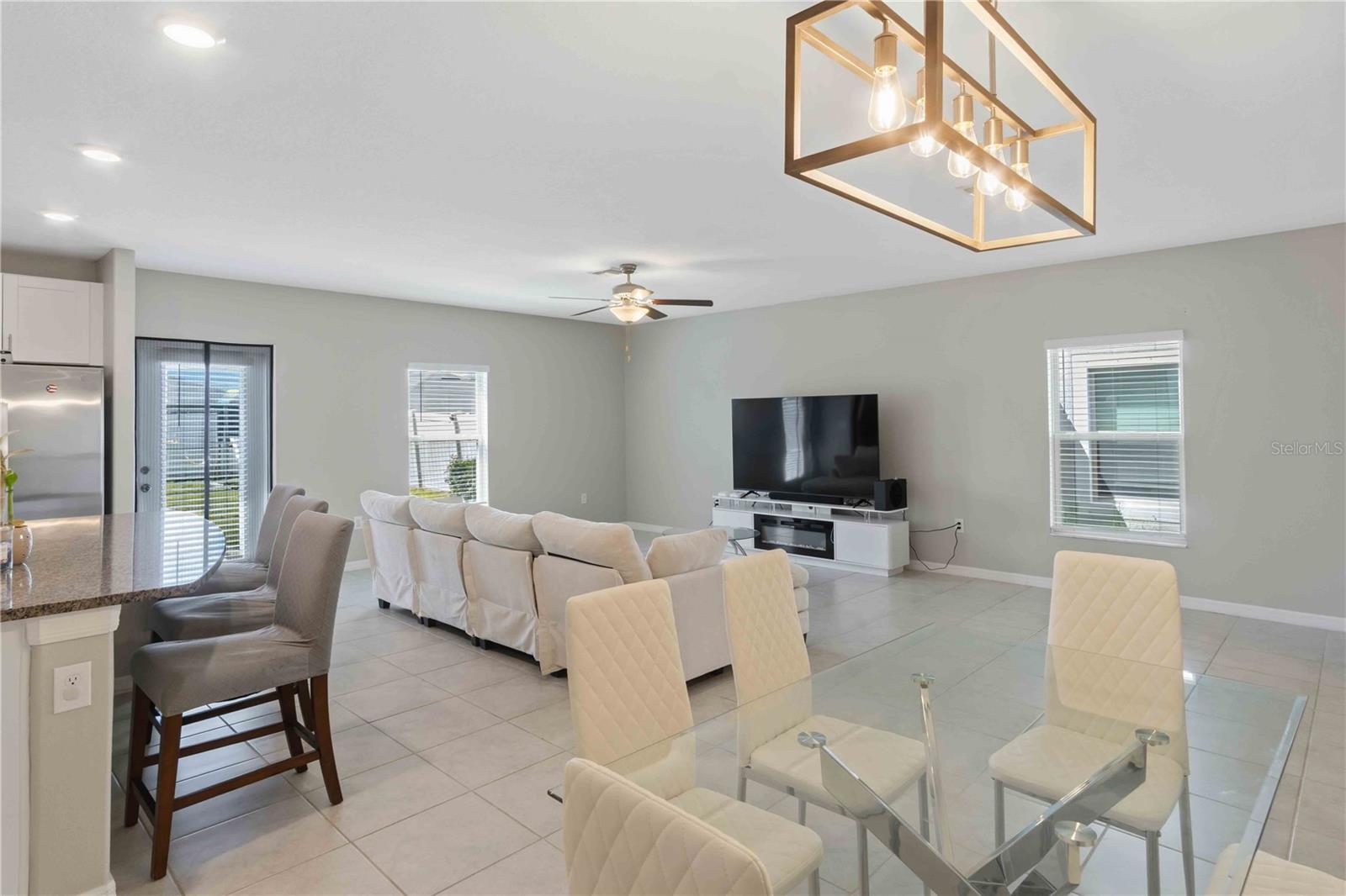 9440 LEMON DROP LOOP, SUN CITY CENTER, FL, 33573