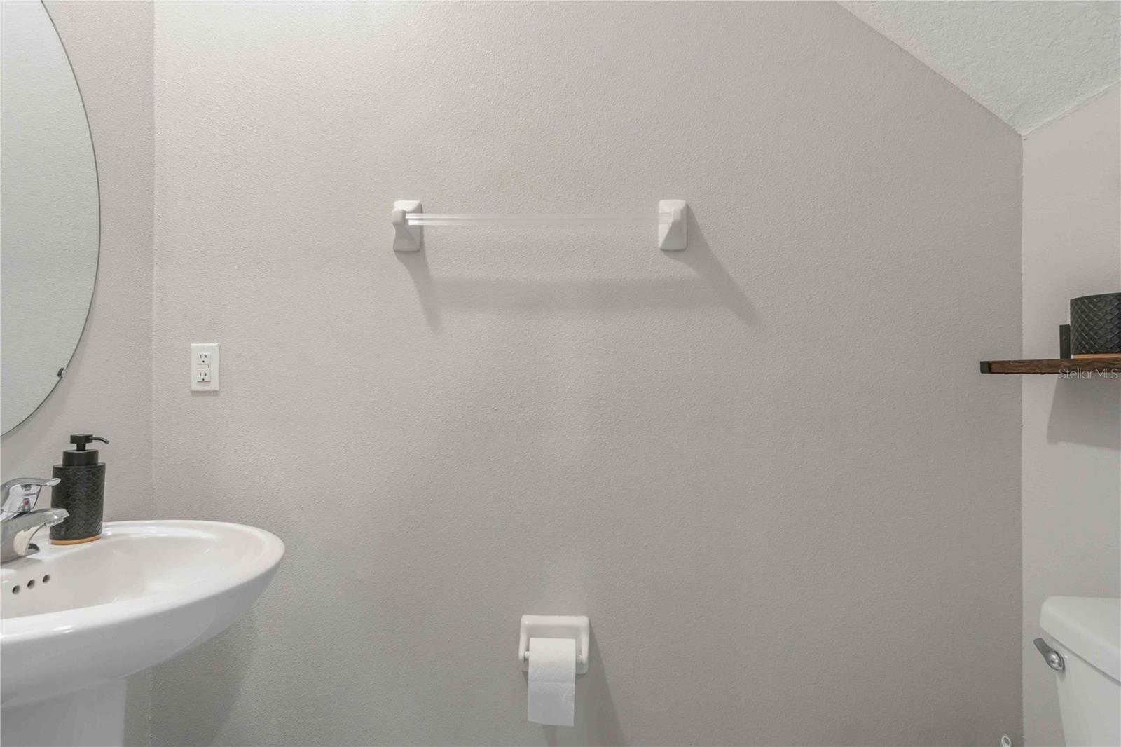 9440 LEMON DROP LOOP, SUN CITY CENTER, FL, 33573