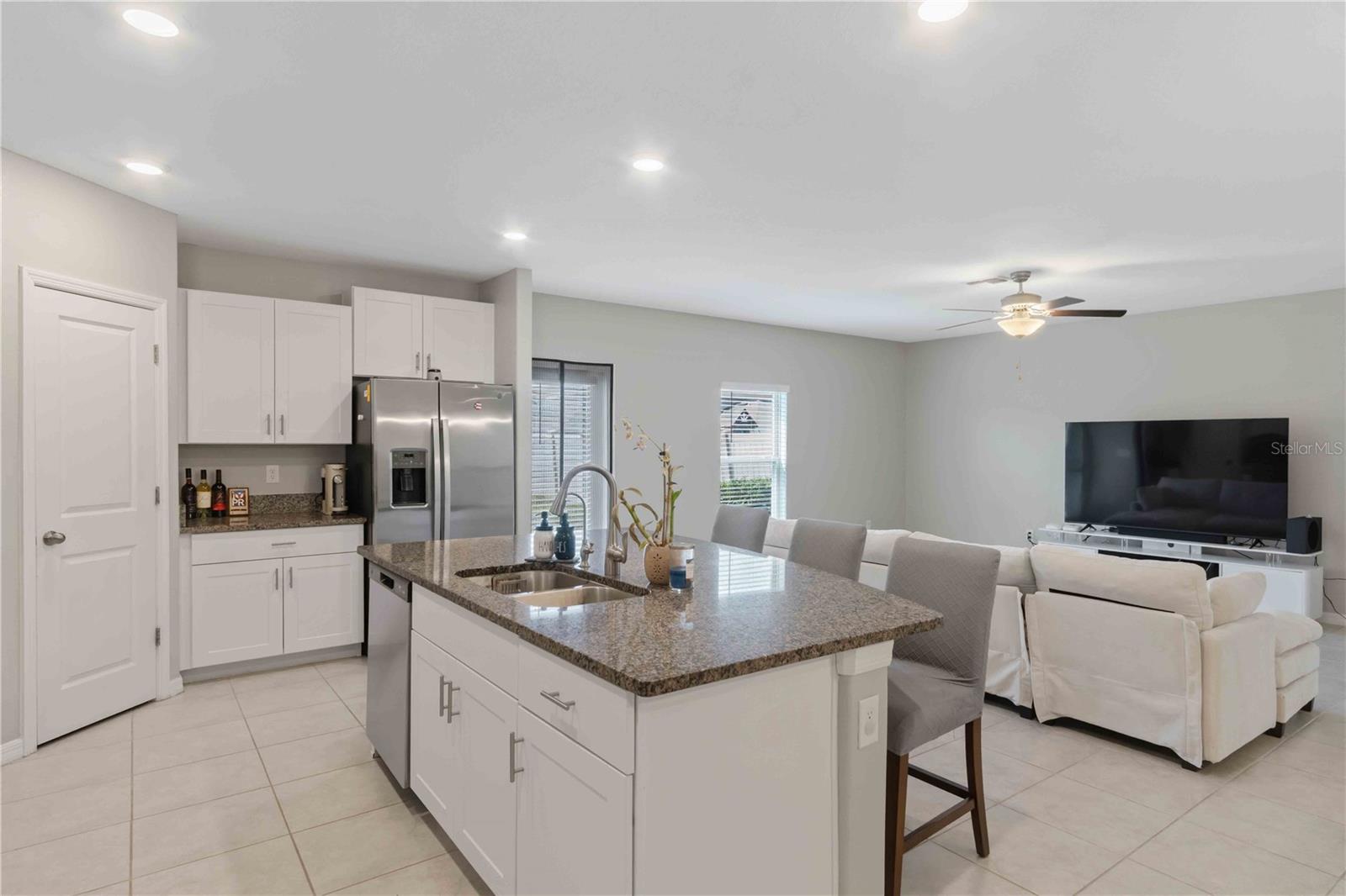 9440 LEMON DROP LOOP, SUN CITY CENTER, FL, 33573