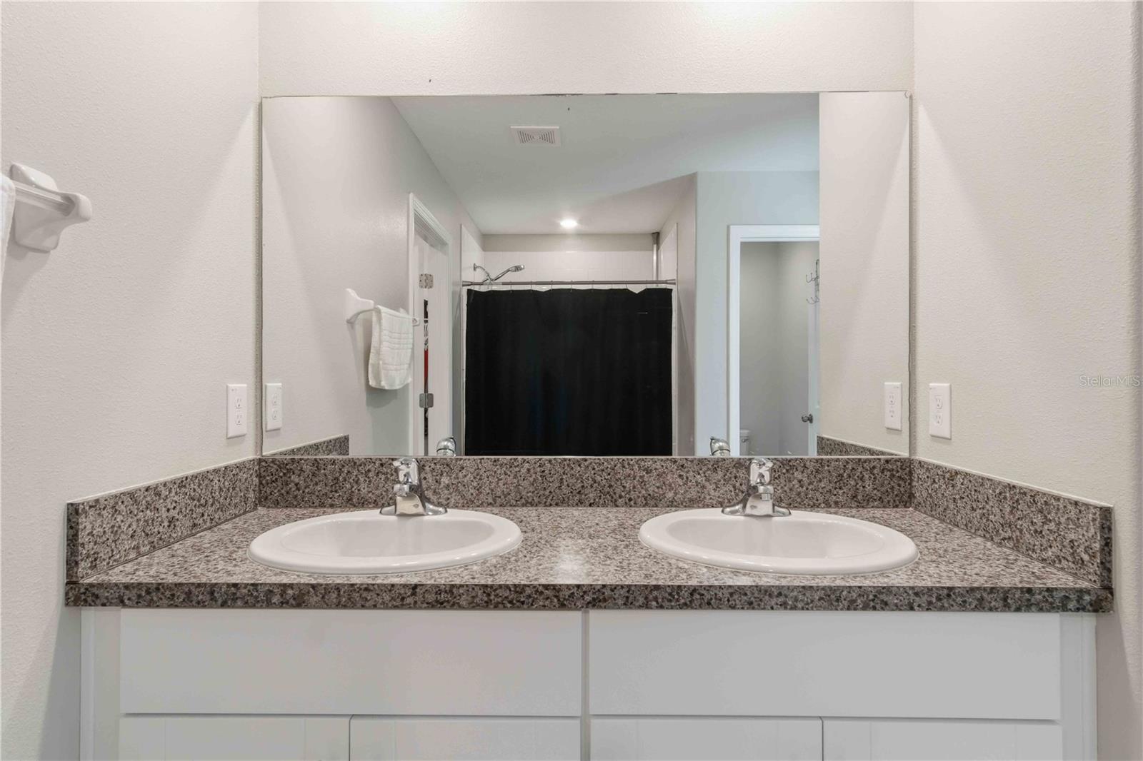 9440 LEMON DROP LOOP, SUN CITY CENTER, FL, 33573