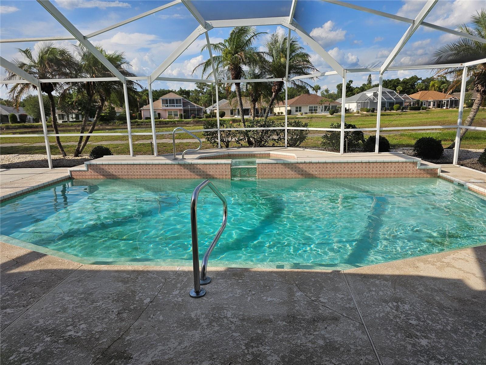 323 CALOOSA PALMS CT, SUN CITY CENTER, FL, 33573