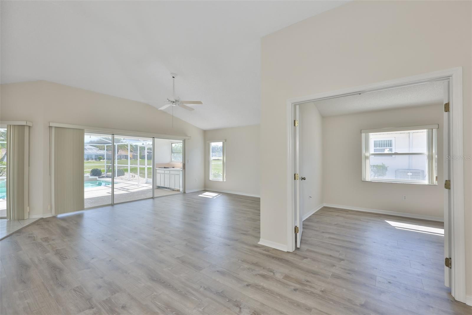 323 CALOOSA PALMS CT, SUN CITY CENTER, FL, 33573