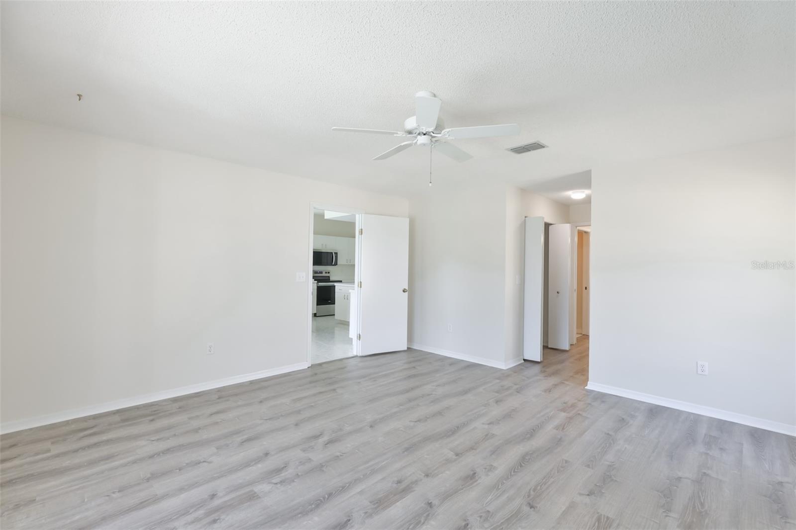 323 CALOOSA PALMS CT, SUN CITY CENTER, FL, 33573