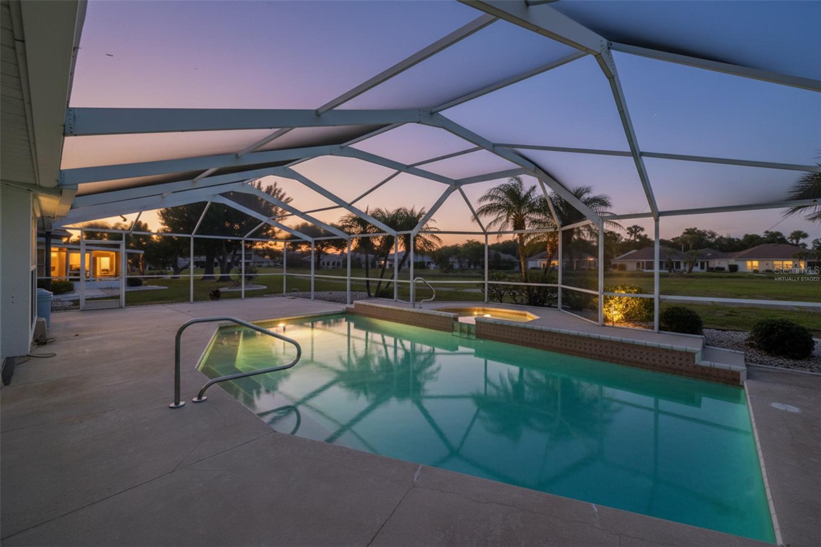 323 CALOOSA PALMS CT, SUN CITY CENTER, FL, 33573