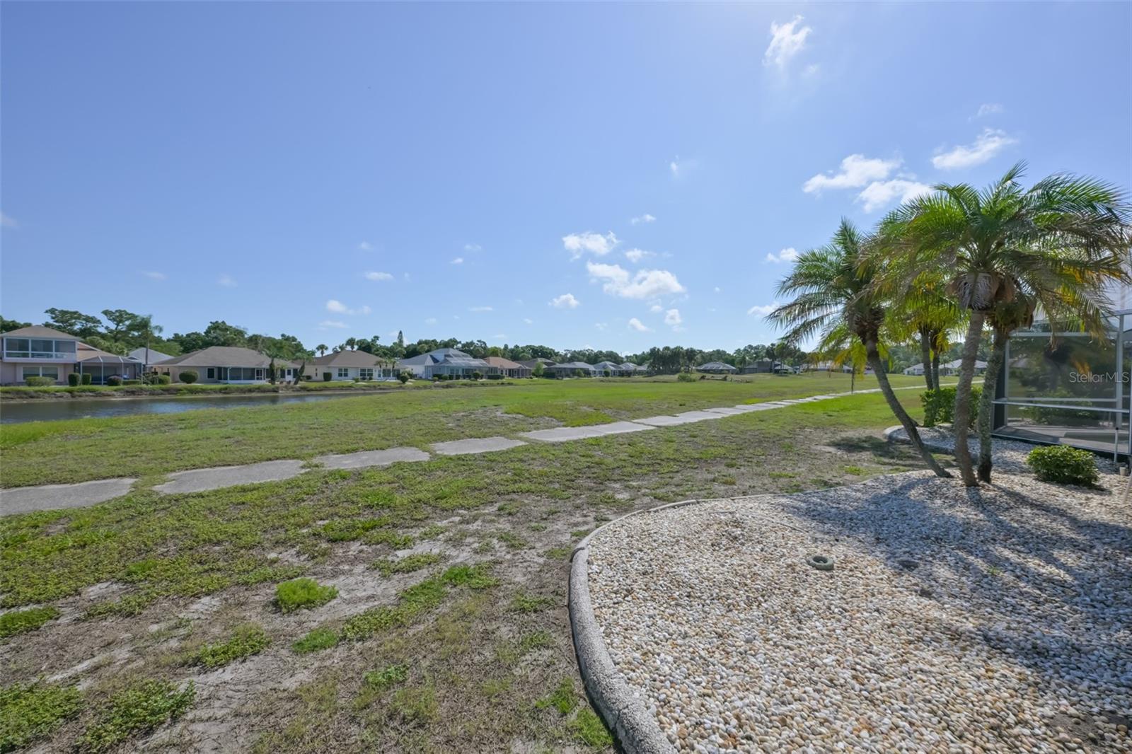 323 CALOOSA PALMS CT, SUN CITY CENTER, FL, 33573