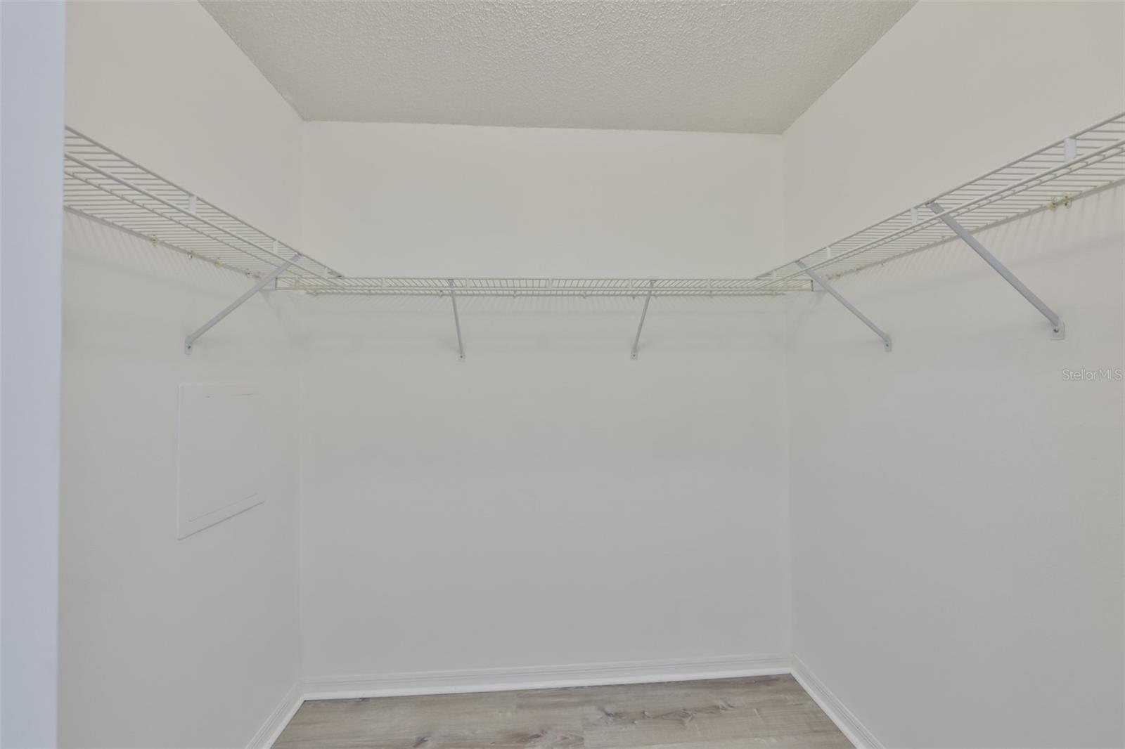 323 CALOOSA PALMS CT, SUN CITY CENTER, FL, 33573