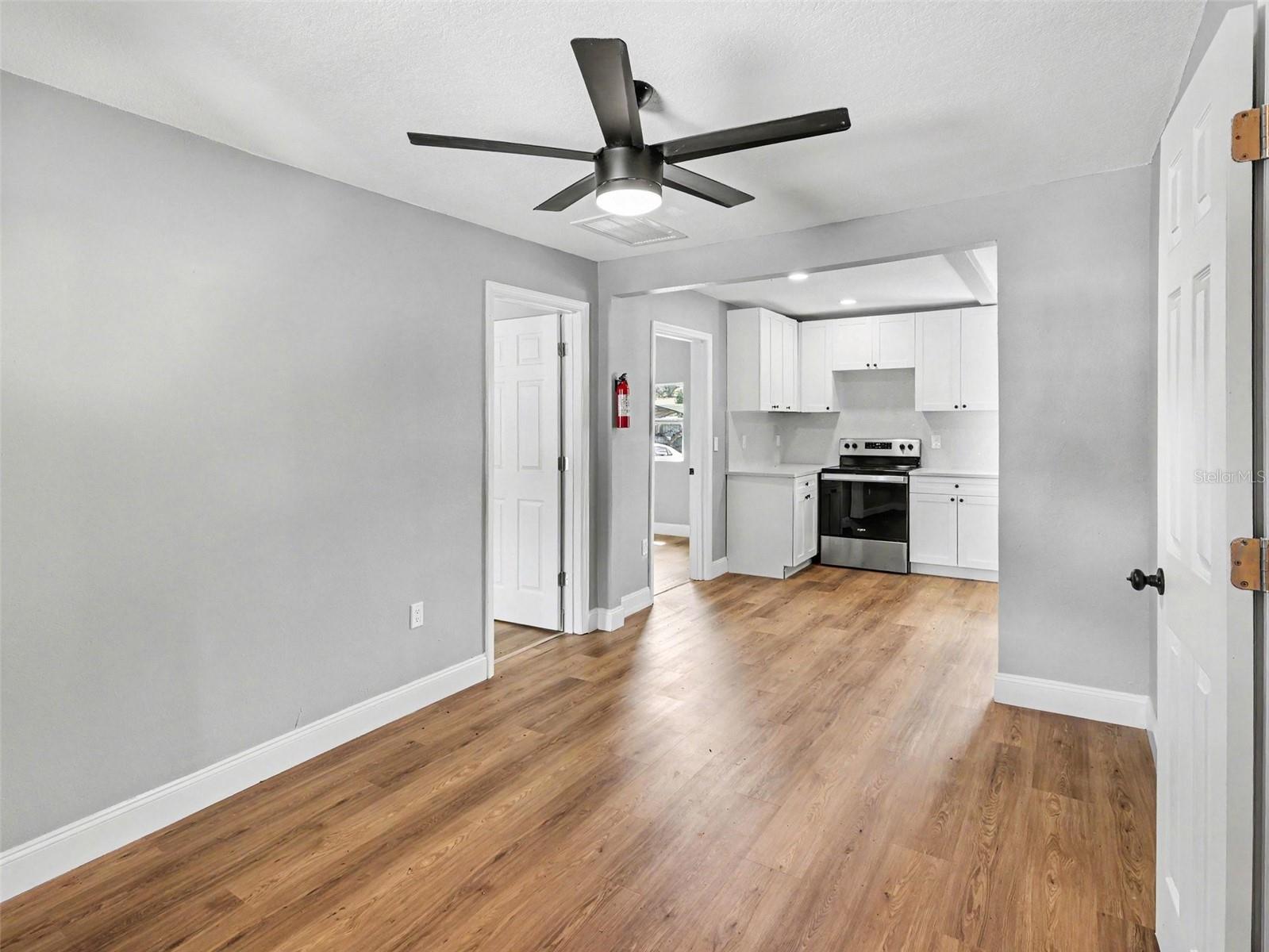 38702 SOUTH AVE, ZEPHYRHILLS, FL, 33542