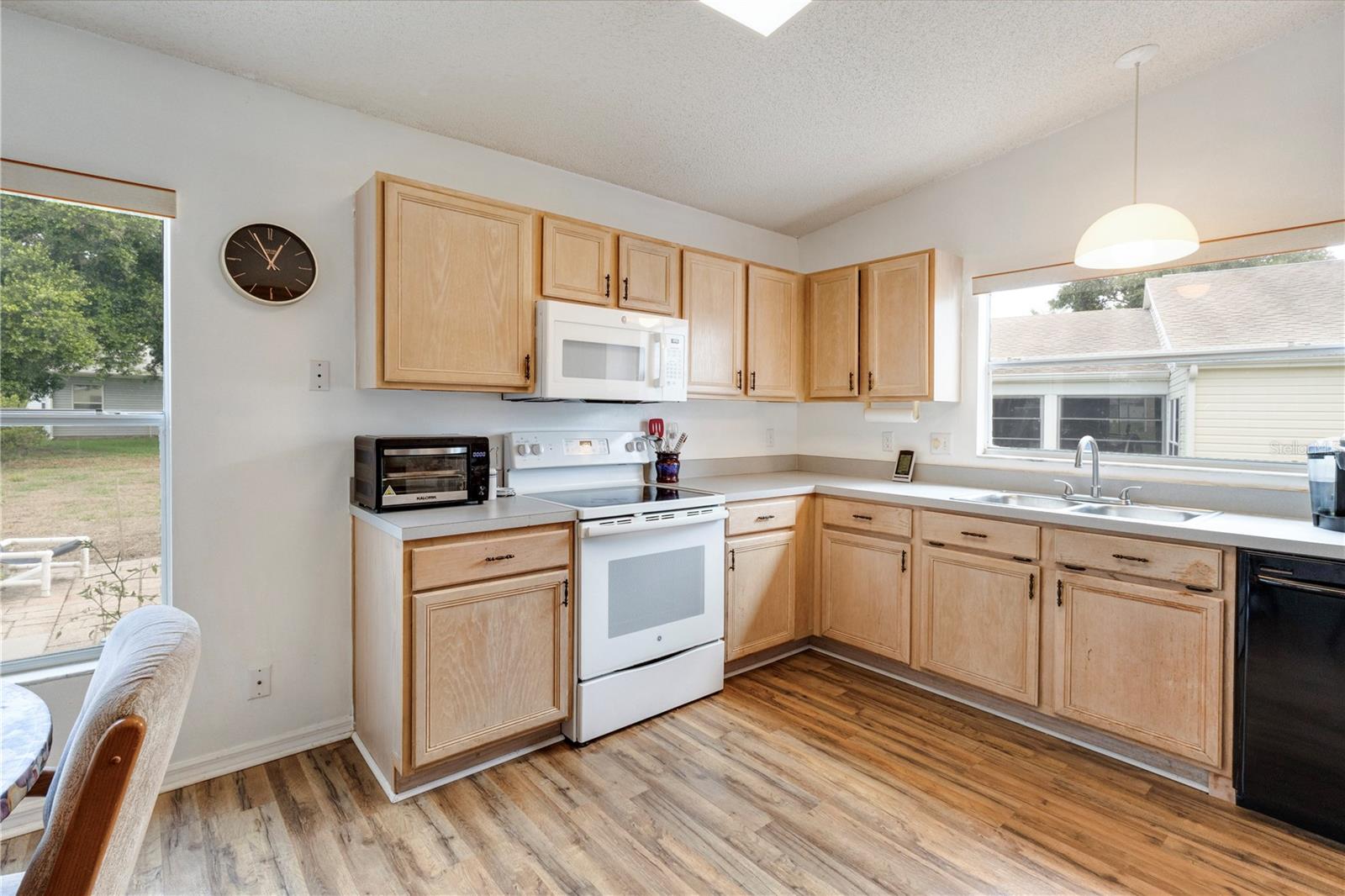 5030 EL DESTINO DR, LEESBURG, FL, 34748