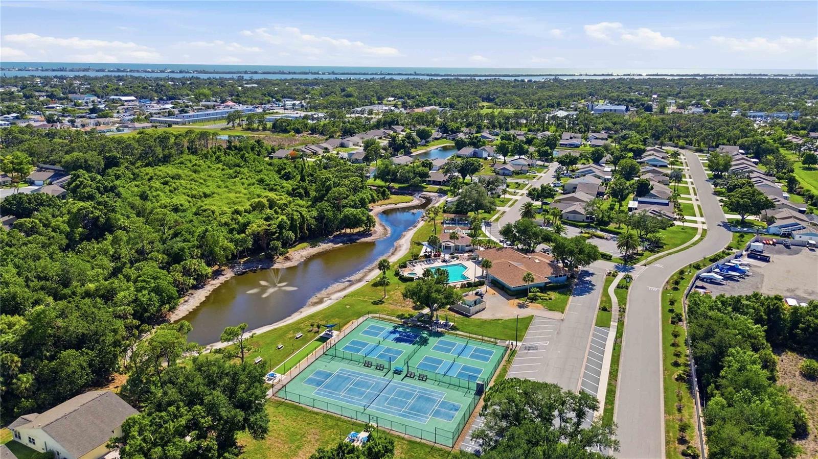 409 TOMOKA DR, ENGLEWOOD, FL, 34223