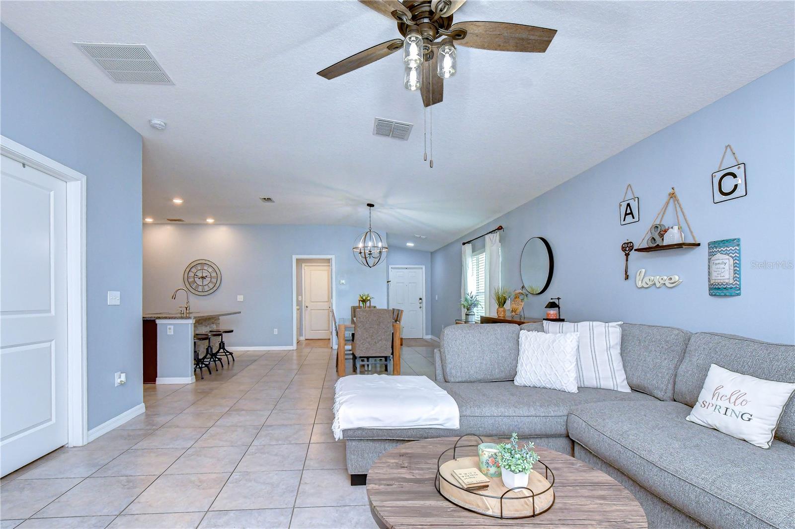6820 HAZELNUT SPICE DR, SUN CITY CENTER, FL, 33573