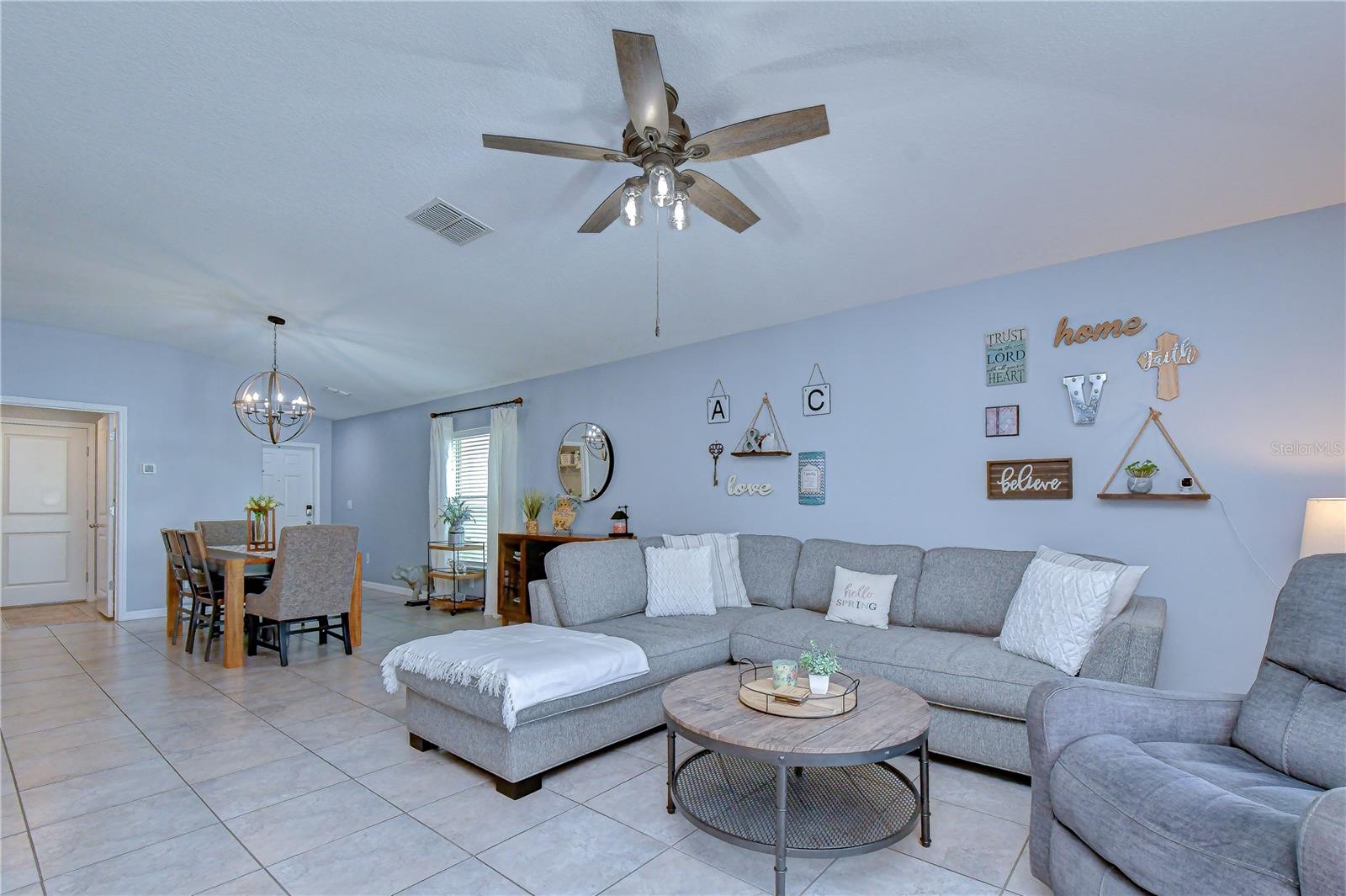 6820 HAZELNUT SPICE DR, SUN CITY CENTER, FL, 33573