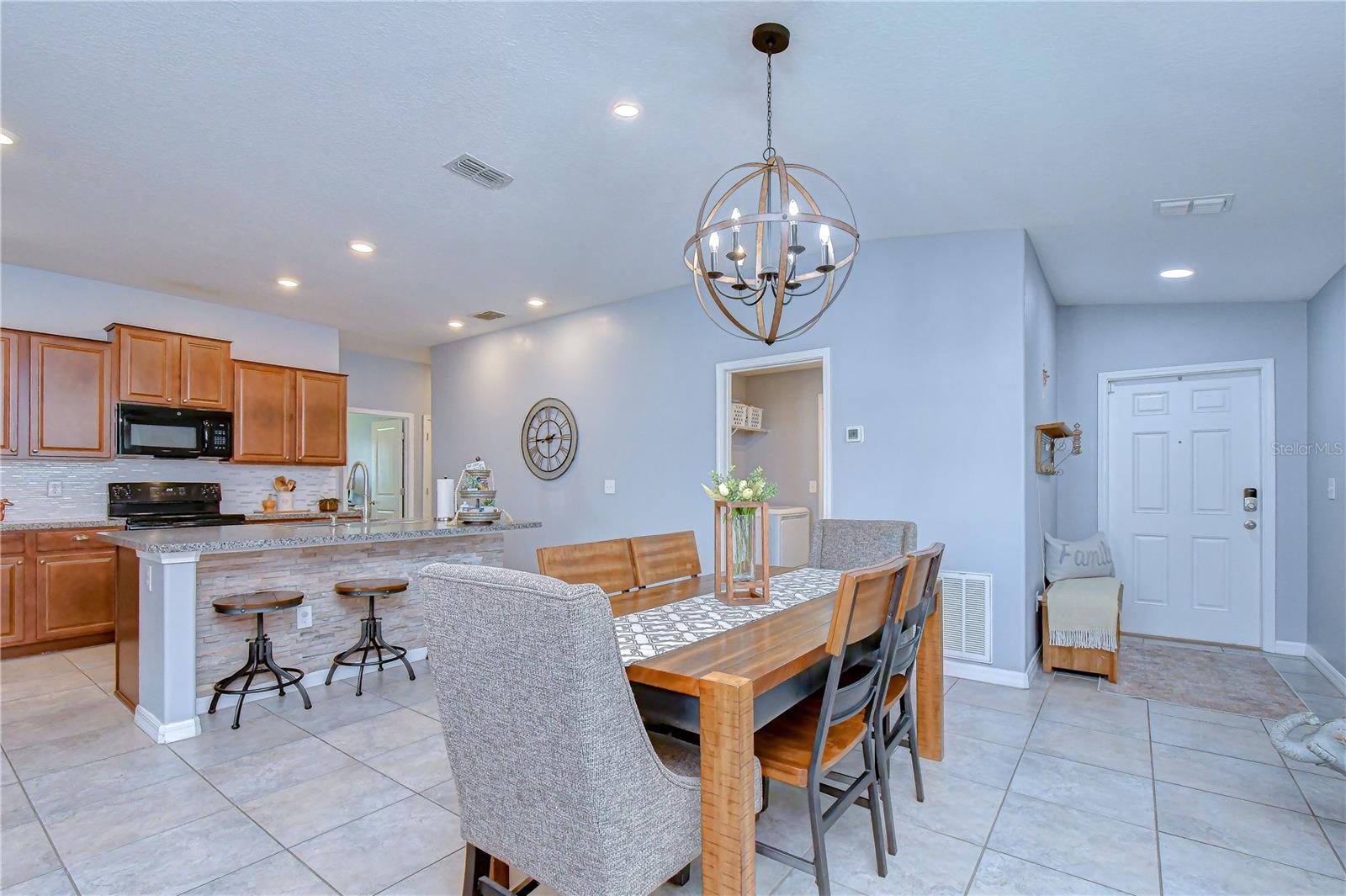 6820 HAZELNUT SPICE DR, SUN CITY CENTER, FL, 33573
