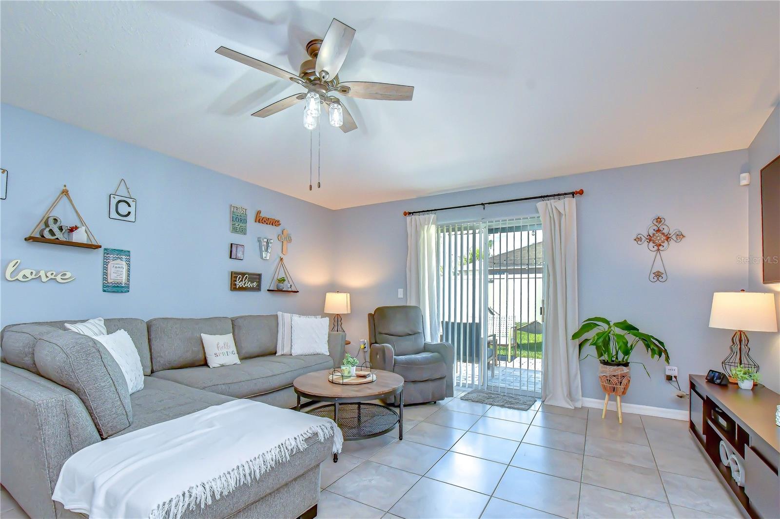 6820 HAZELNUT SPICE DR, SUN CITY CENTER, FL, 33573