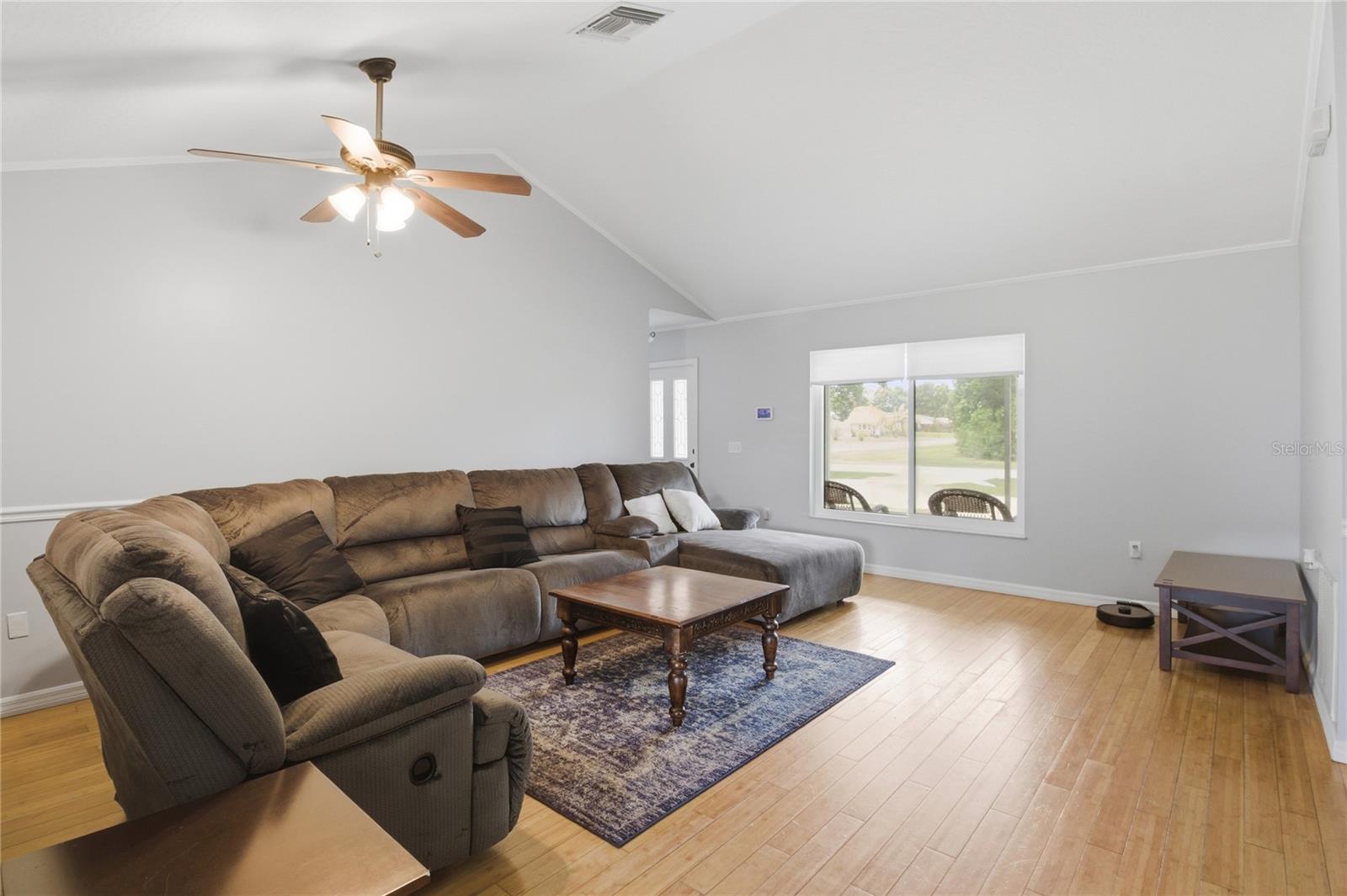 602 LAKE DR, SEBASTIAN, FL, 32958