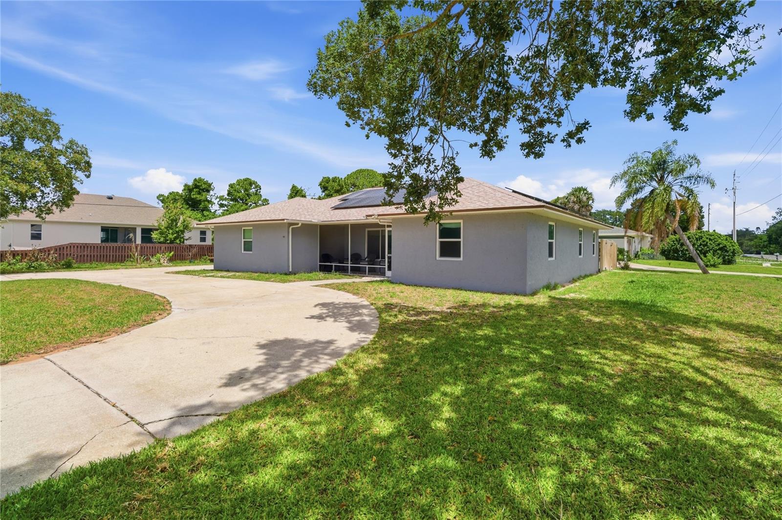 602 LAKE DR, SEBASTIAN, FL, 32958