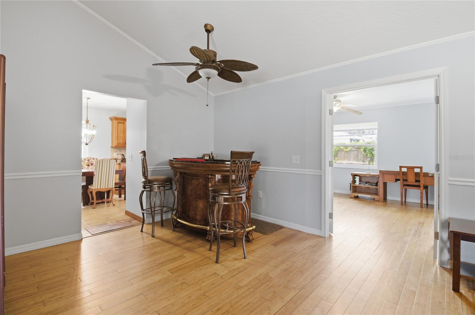 602 LAKE DR, SEBASTIAN, FL, 32958