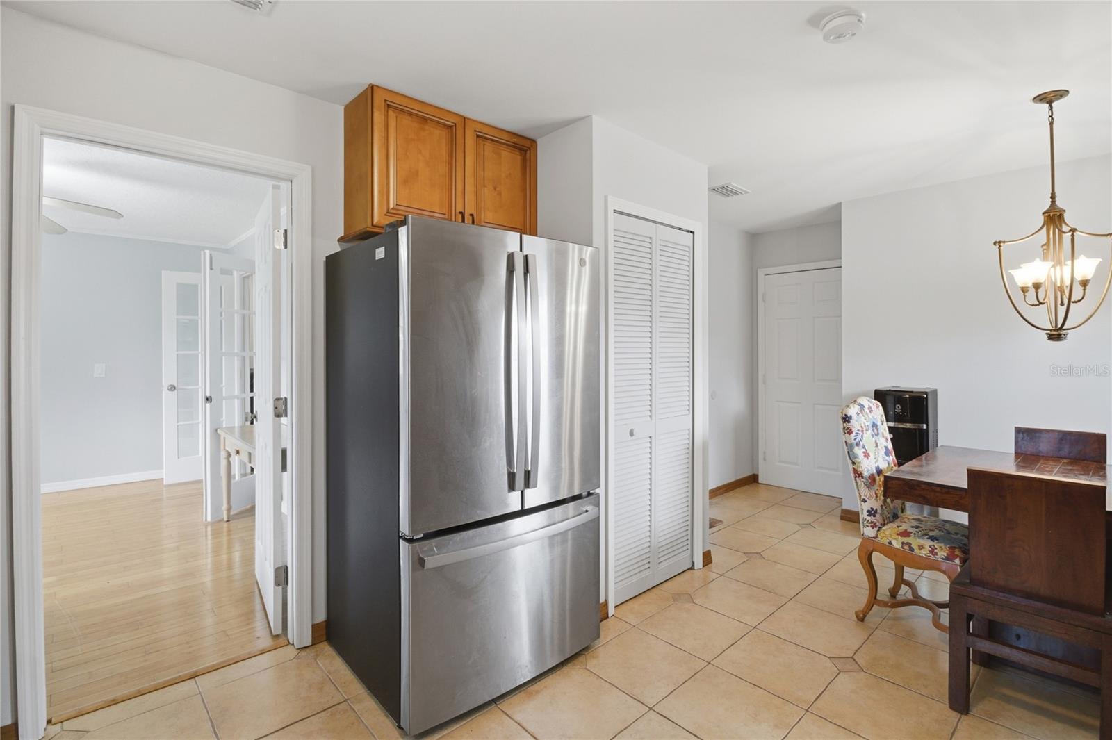 602 LAKE DR, SEBASTIAN, FL, 32958