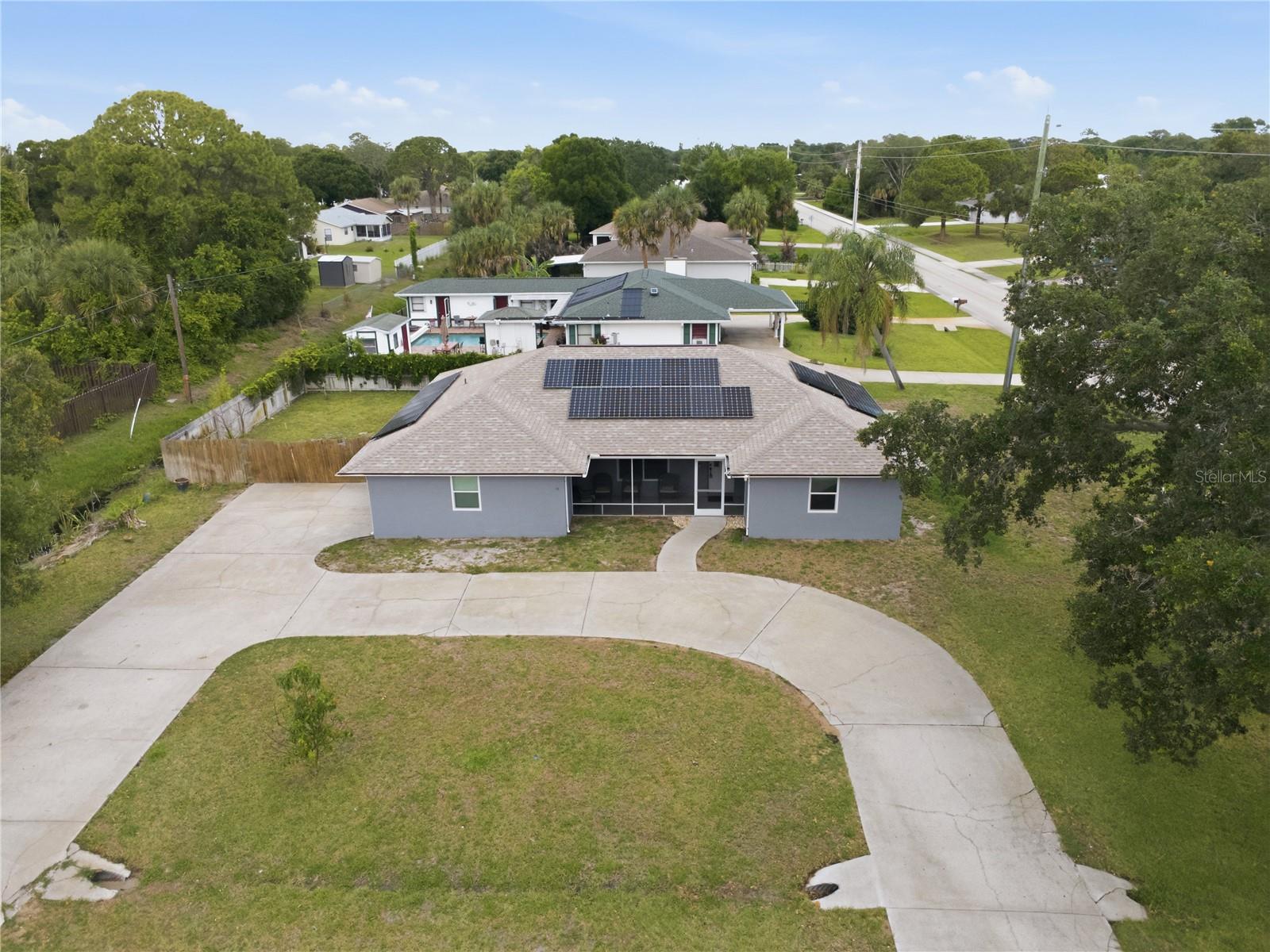 602 LAKE DR, SEBASTIAN, FL, 32958