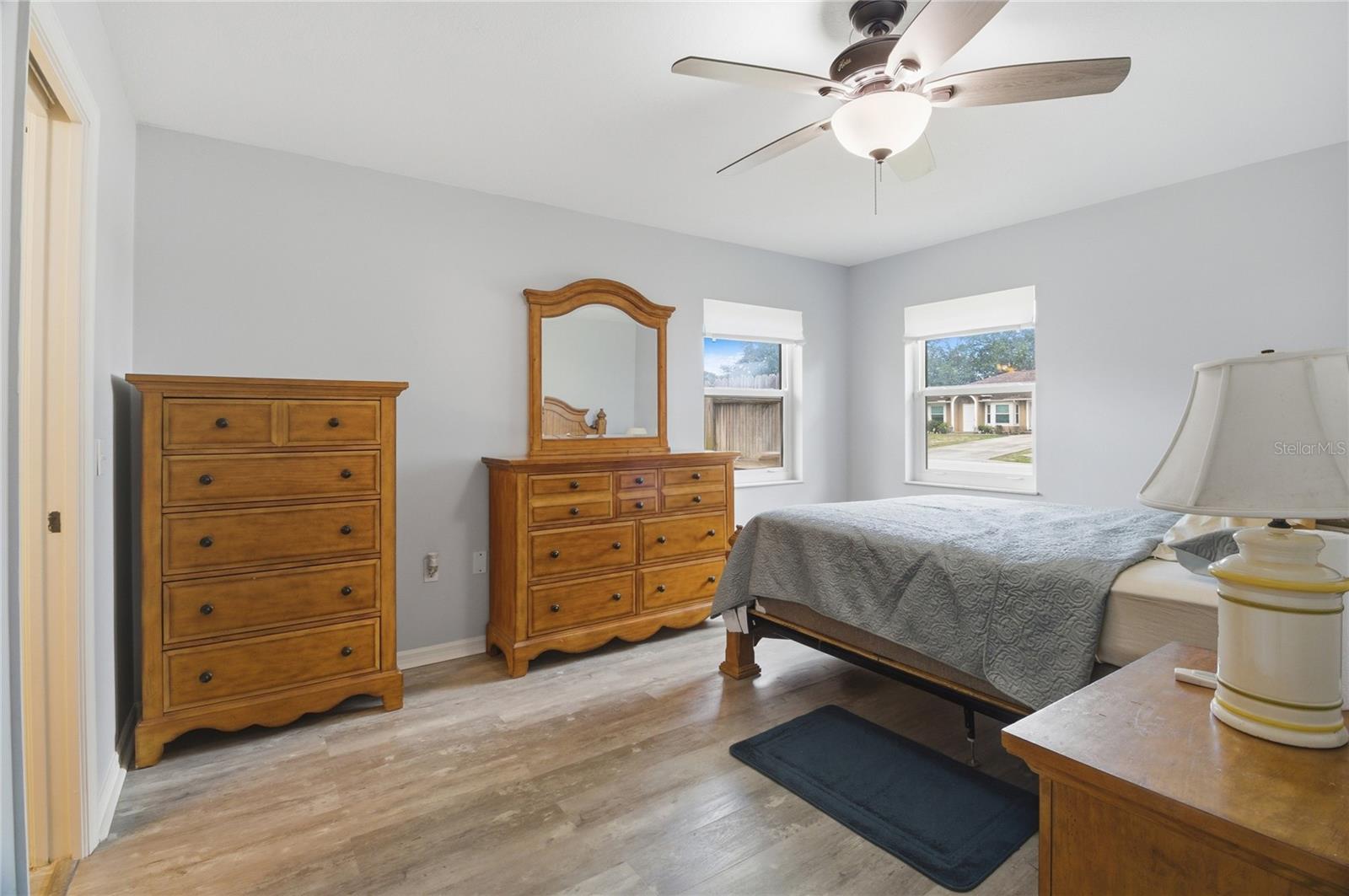 602 LAKE DR, SEBASTIAN, FL, 32958